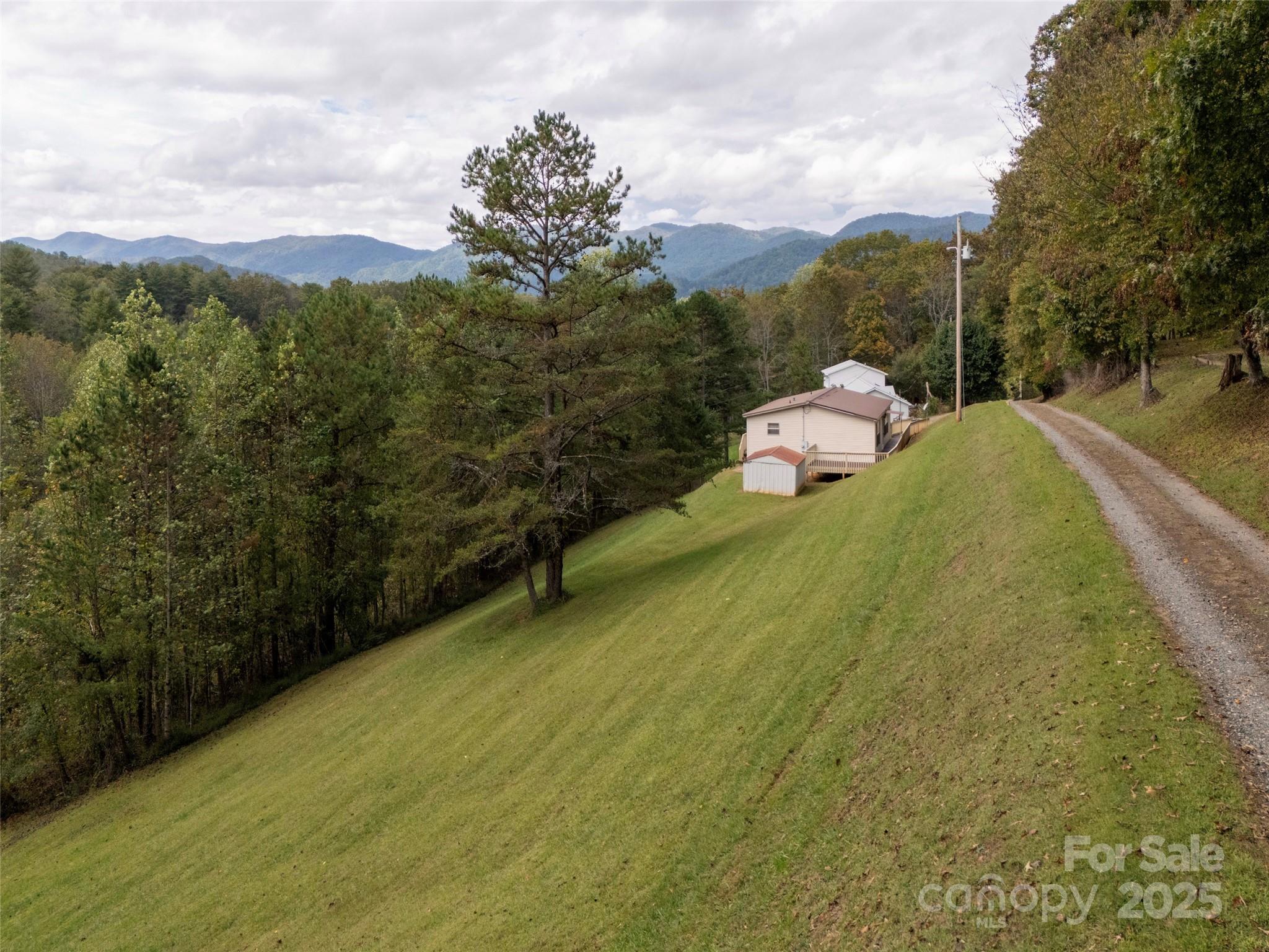 81 Mount Airy Road — Marshall