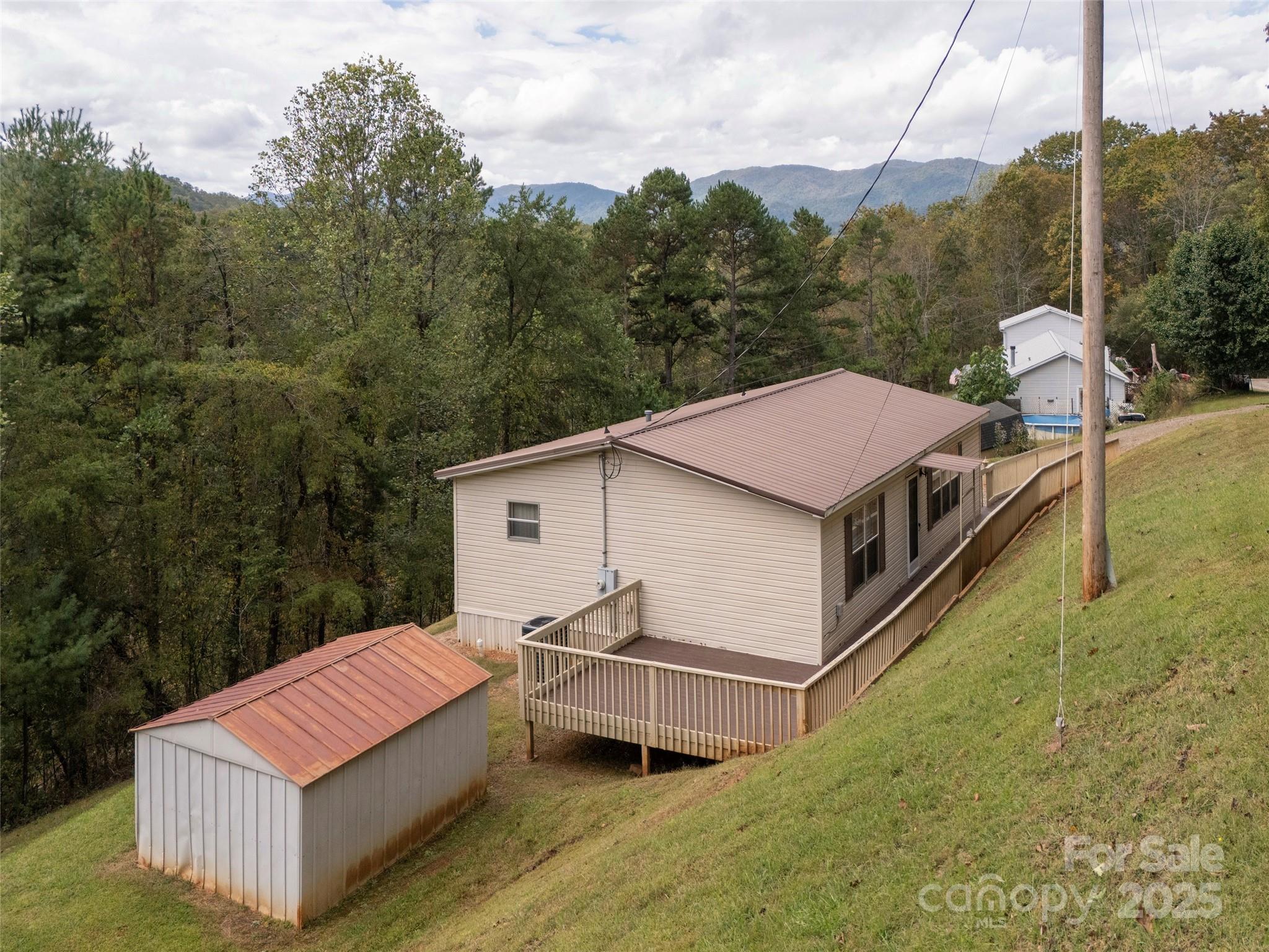 81 Mount Airy Road — Marshall