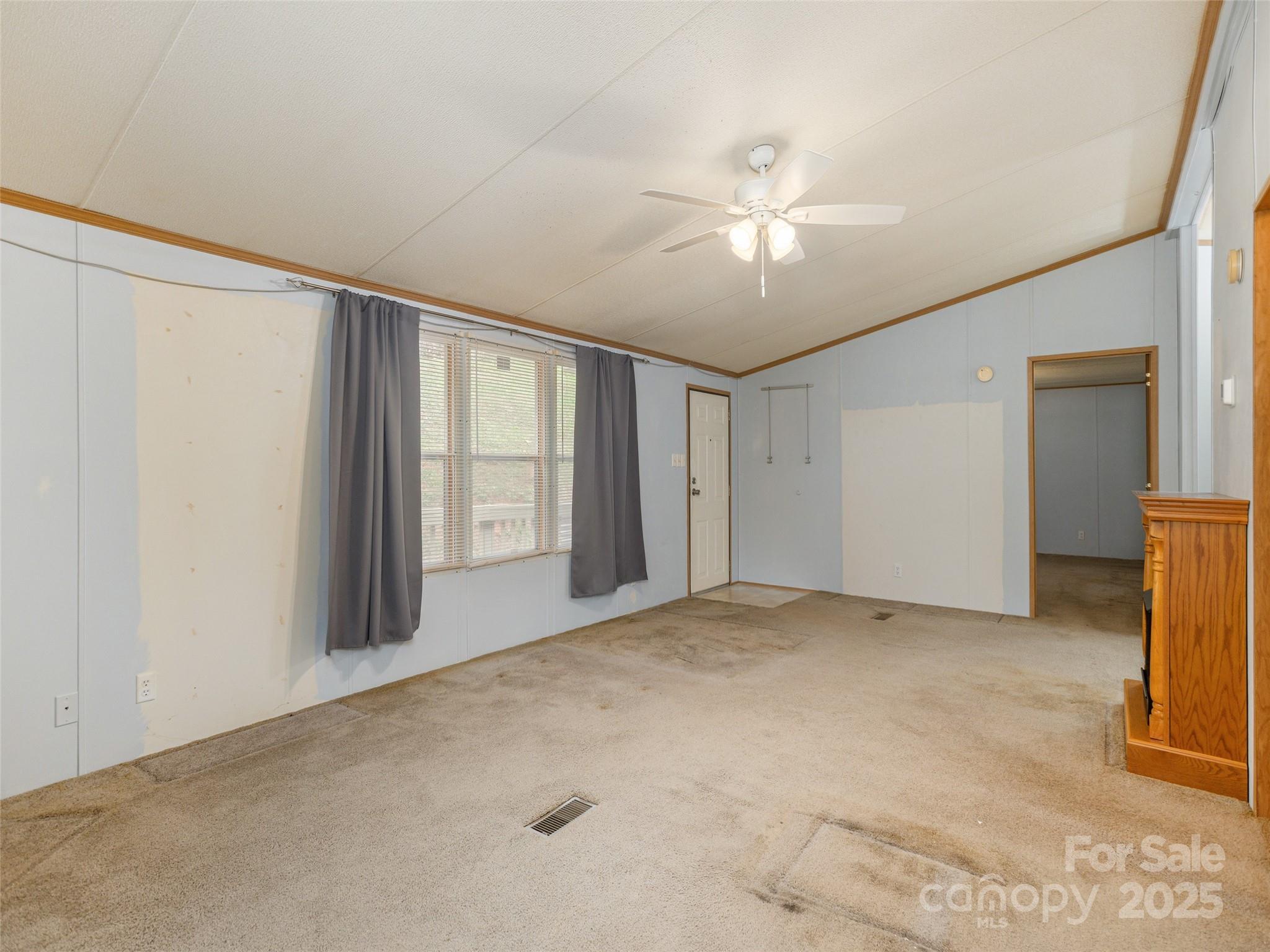 81 Mount Airy Road — Marshall