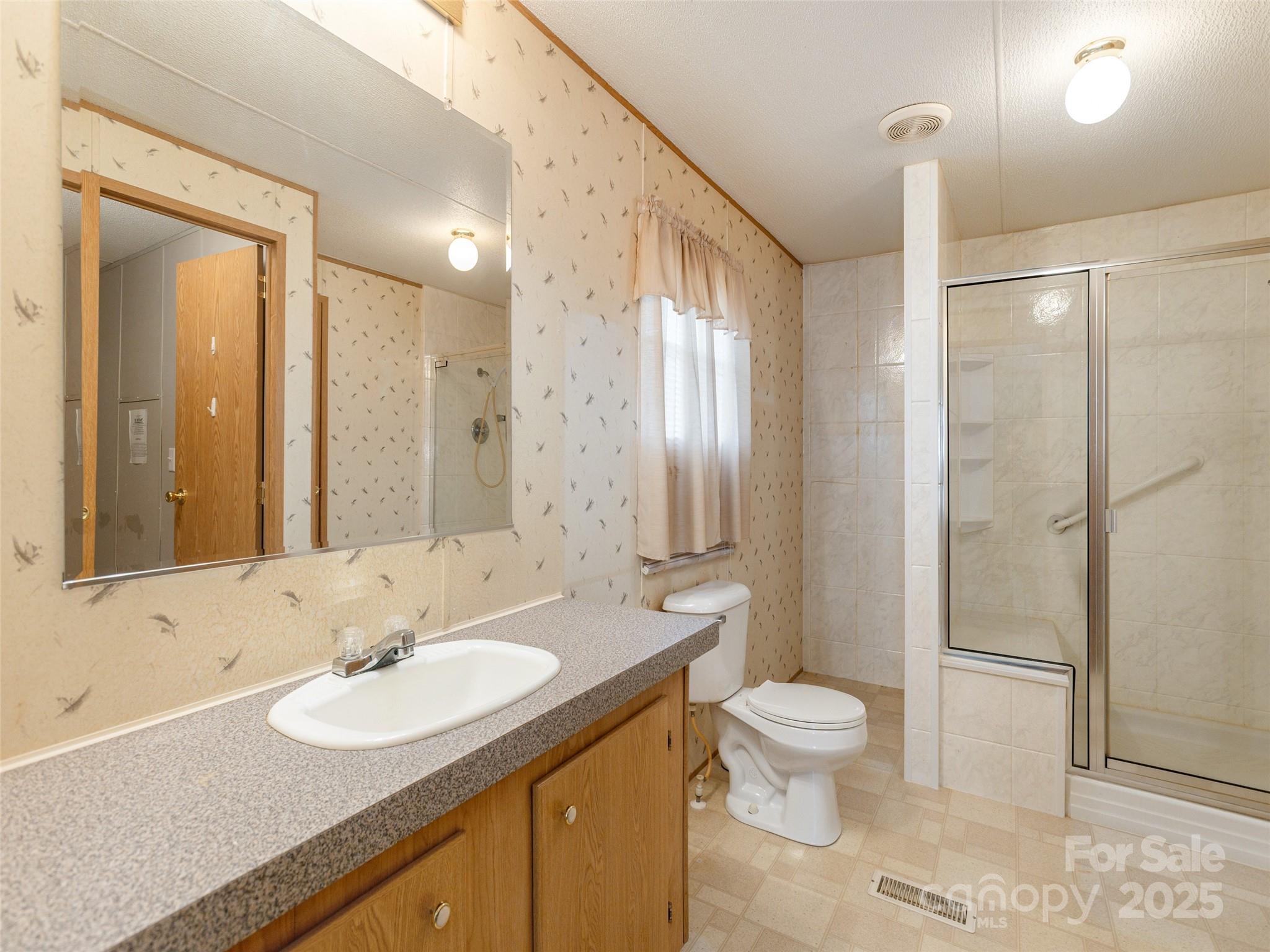 81 Mount Airy Road — Marshall