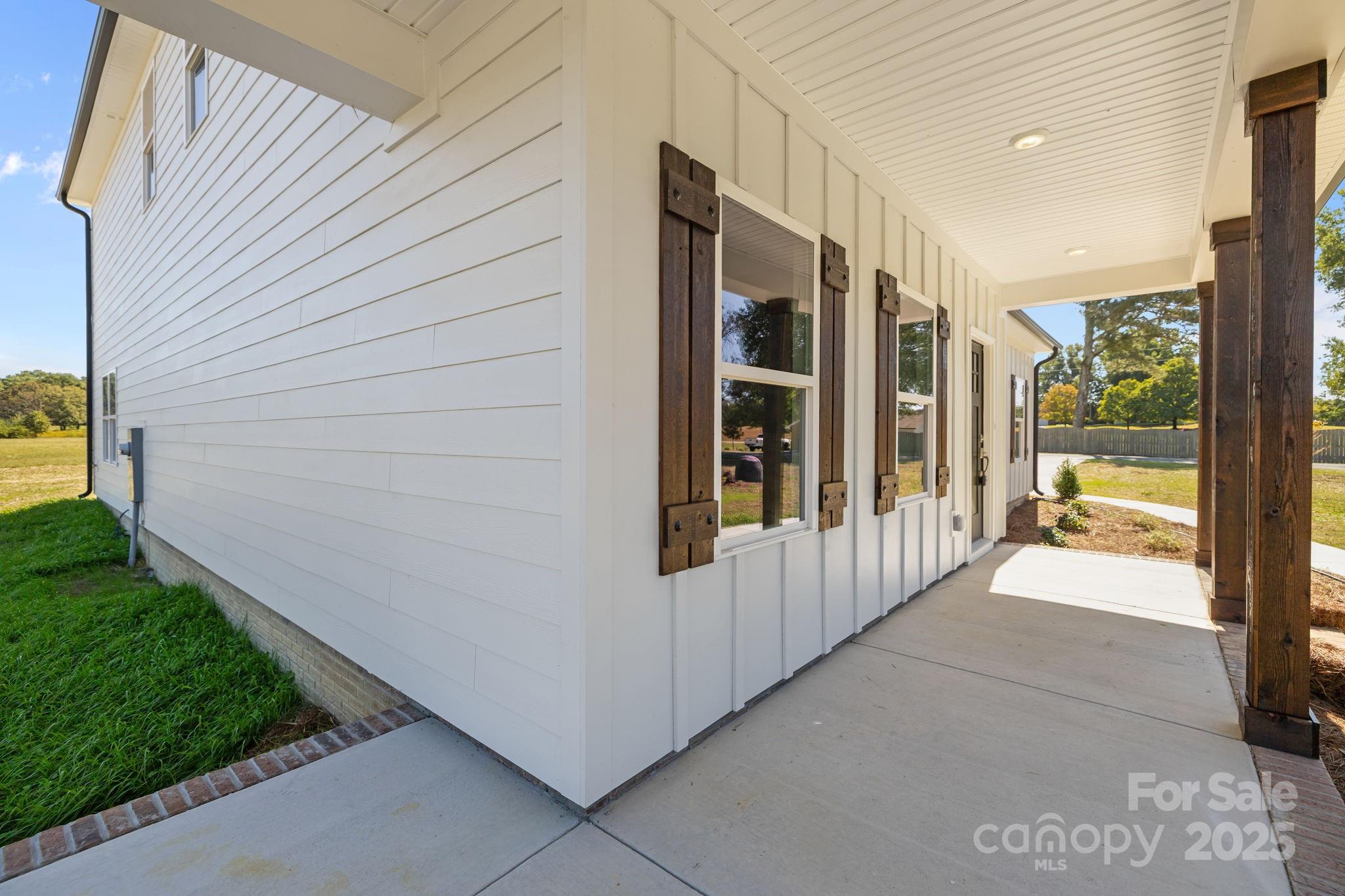 2441 Wolf Pond Road — Monroe