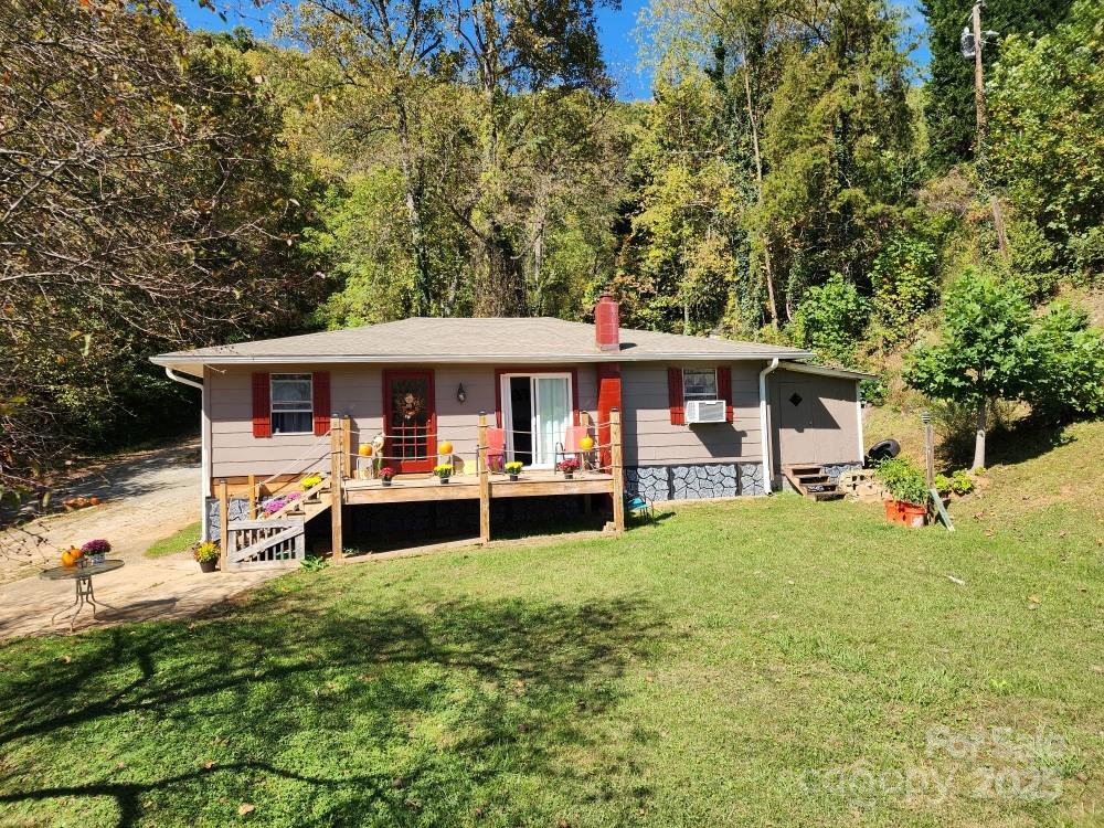 41 Gunches Dirt Road — Candler