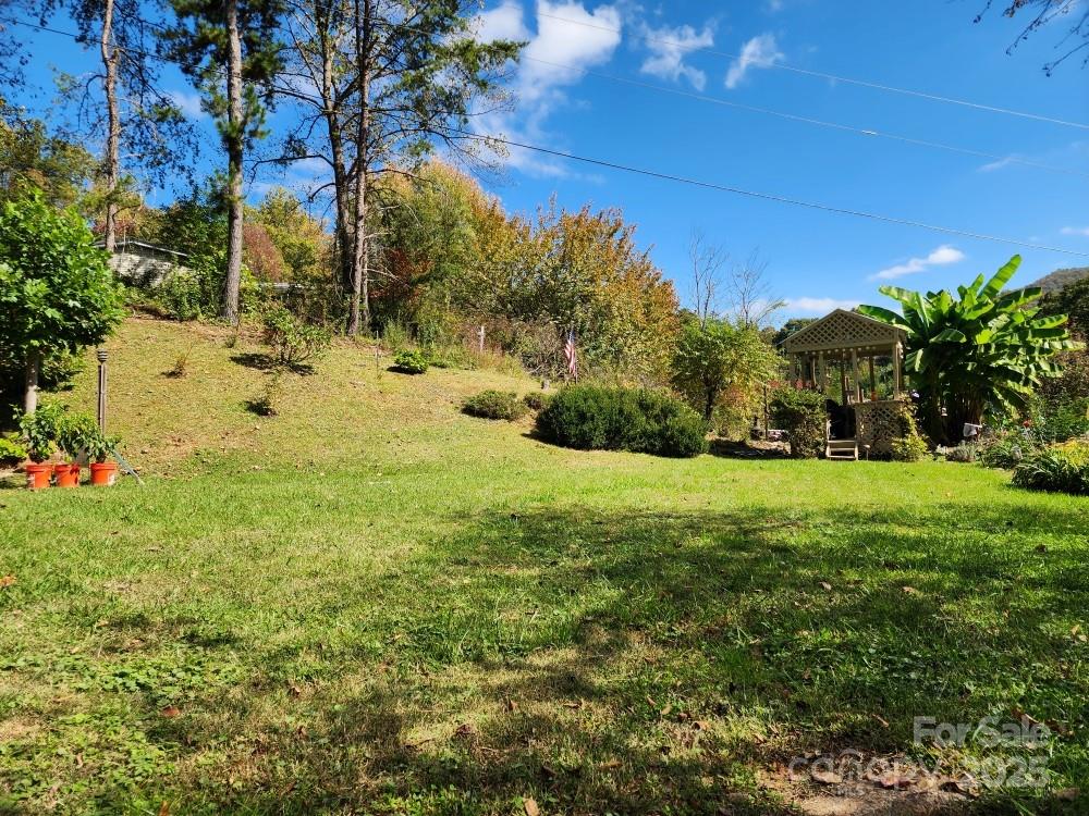 41 Gunches Dirt Road — Candler