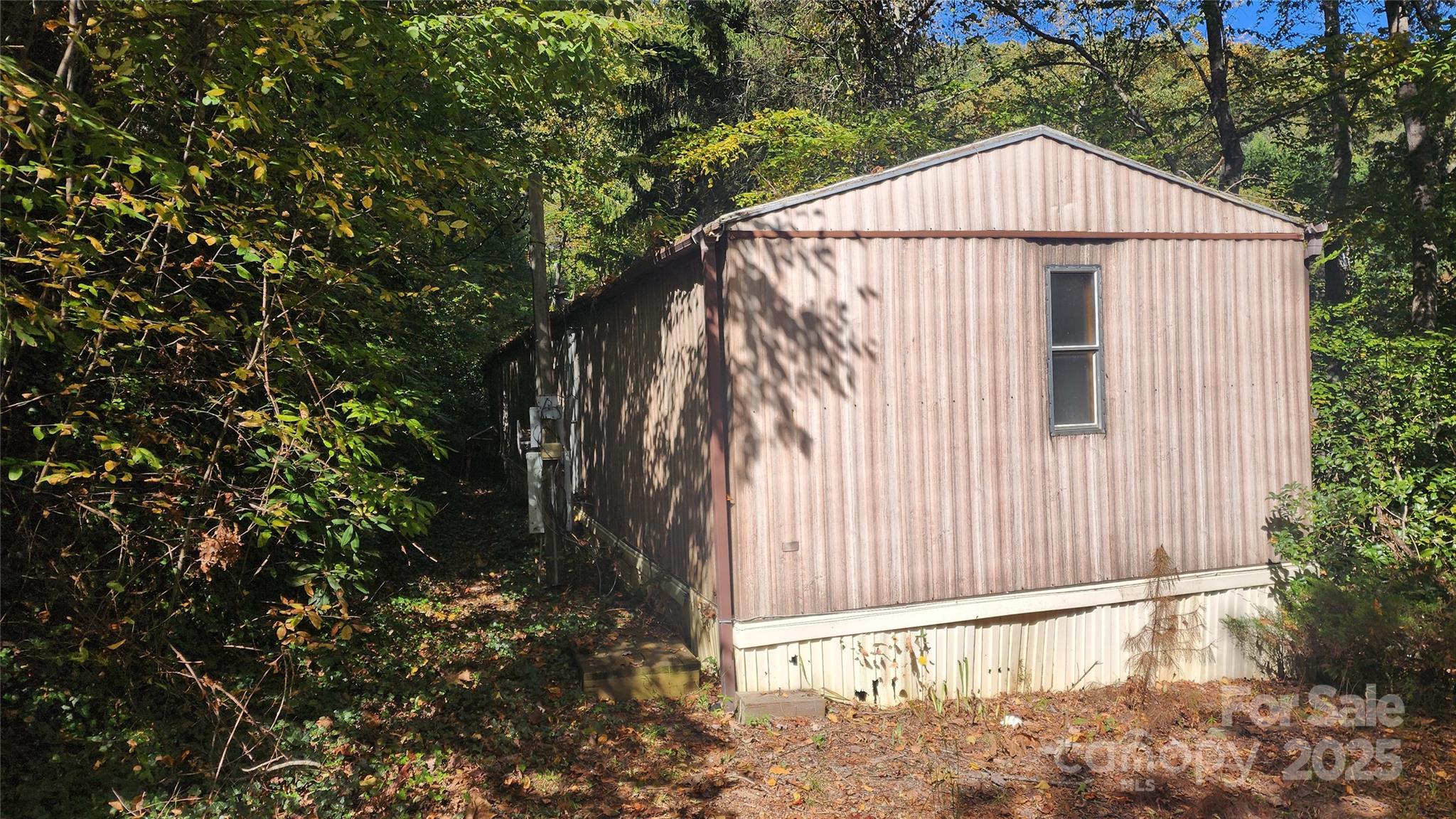 41 Gunches Dirt Road — Candler