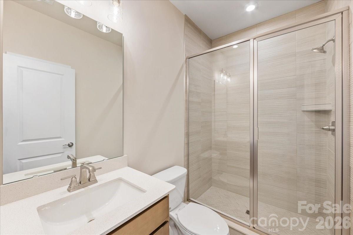 8233 Franklin Trail Street — Mint Hill