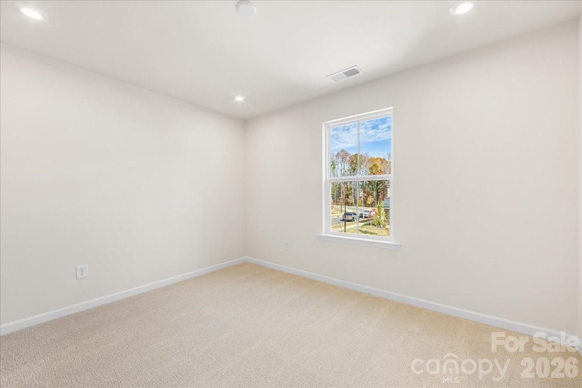 8233 Franklin Trail Street — Mint Hill