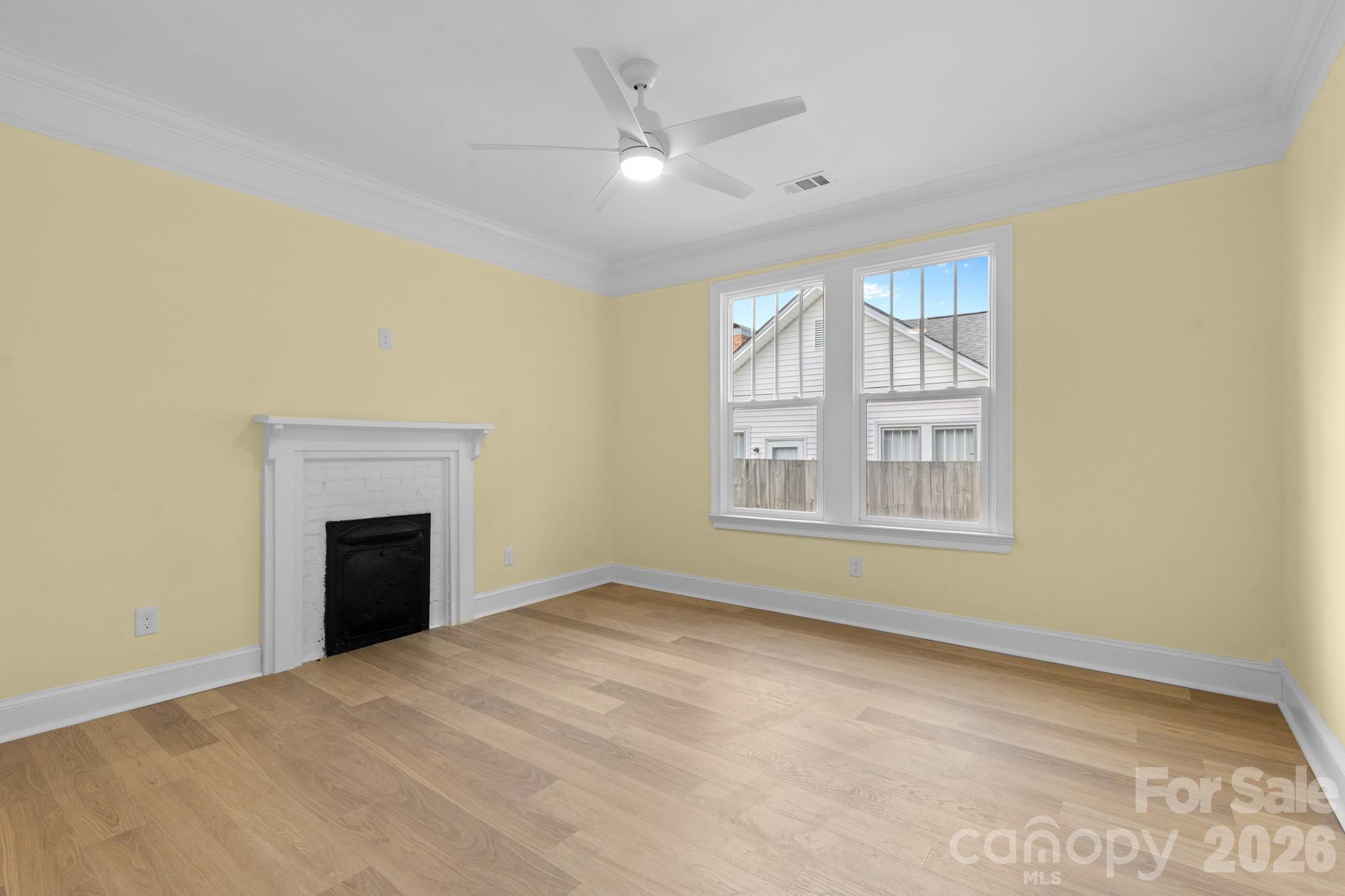 304 W Gay Street — Lancaster