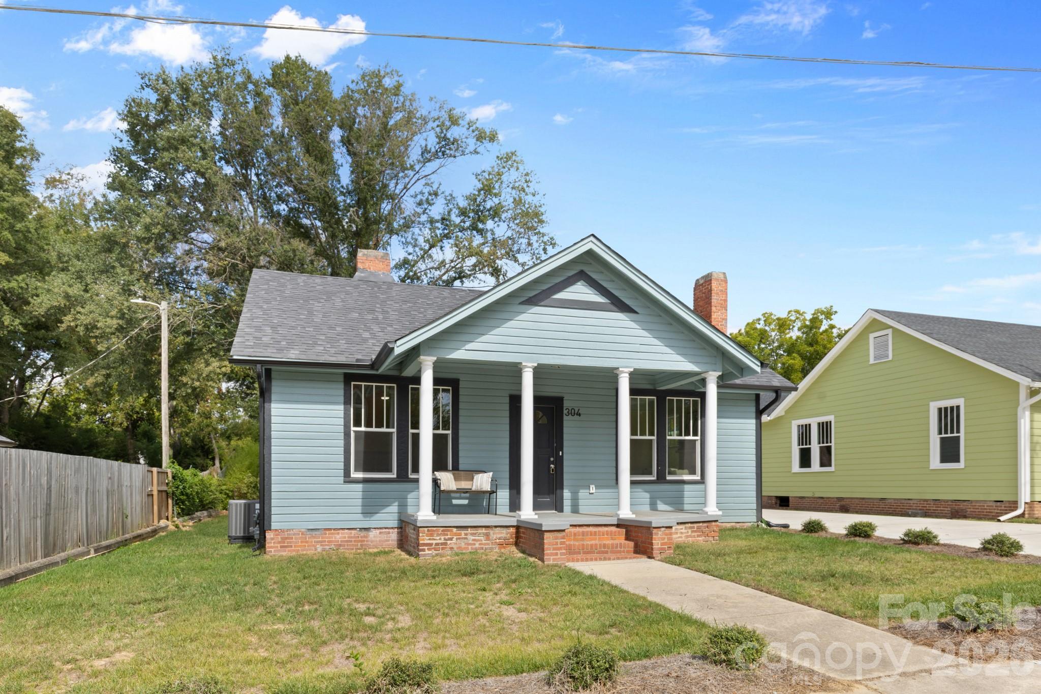 304 W Gay Street — Lancaster