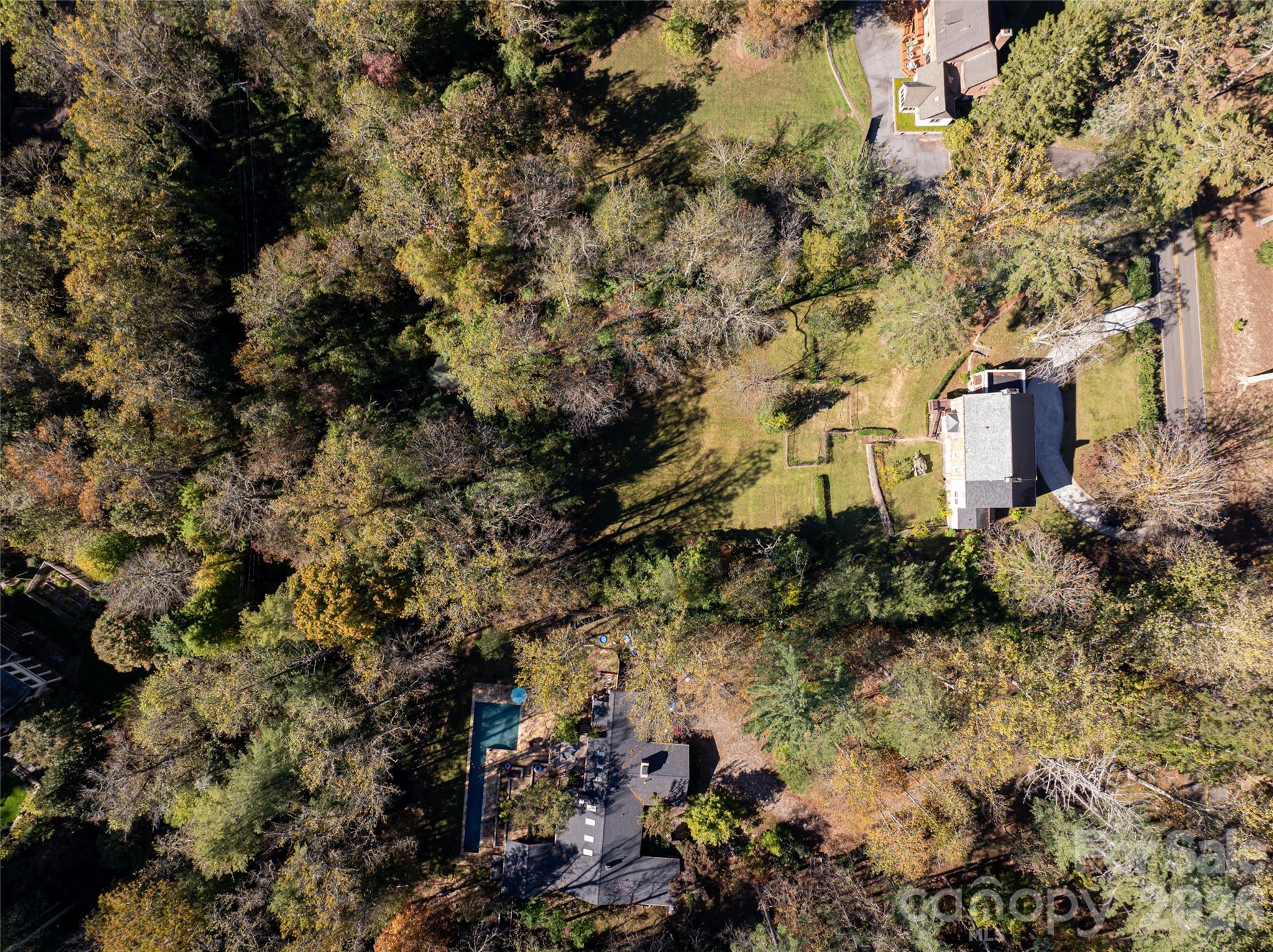 325 Vanderbilt Road — Asheville