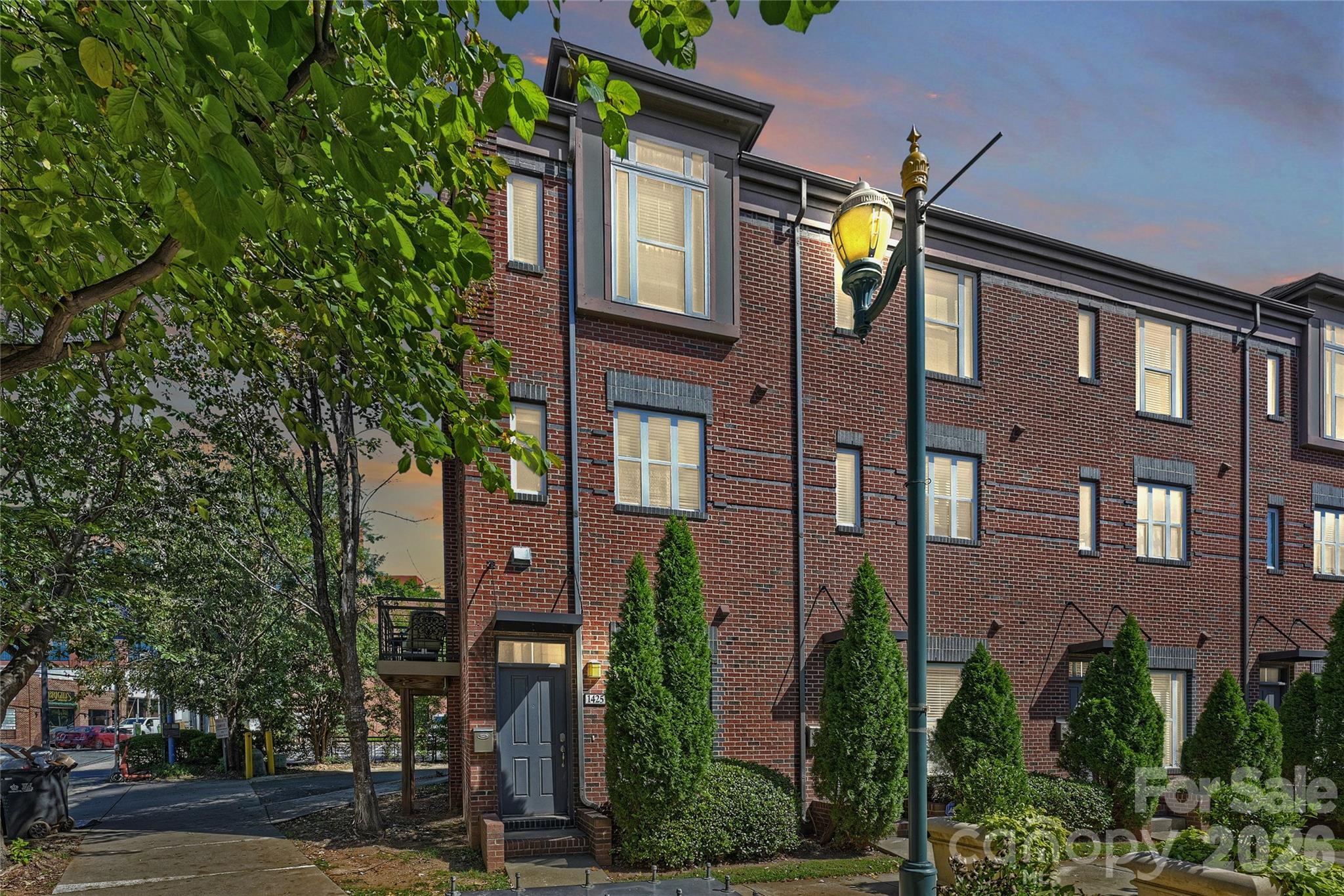 1425 Camden Road — Charlotte