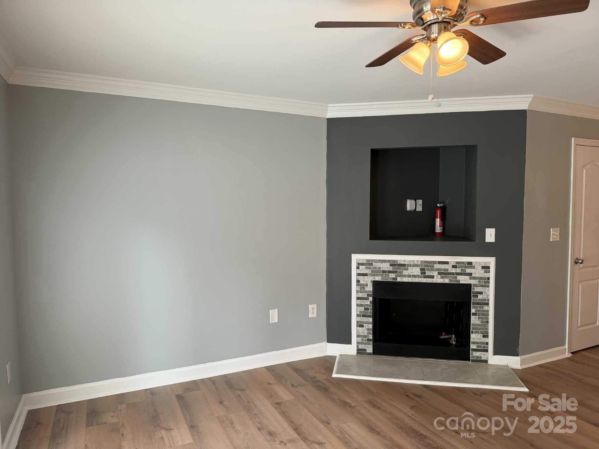 1218 Green Oaks Lane #J — Charlotte
