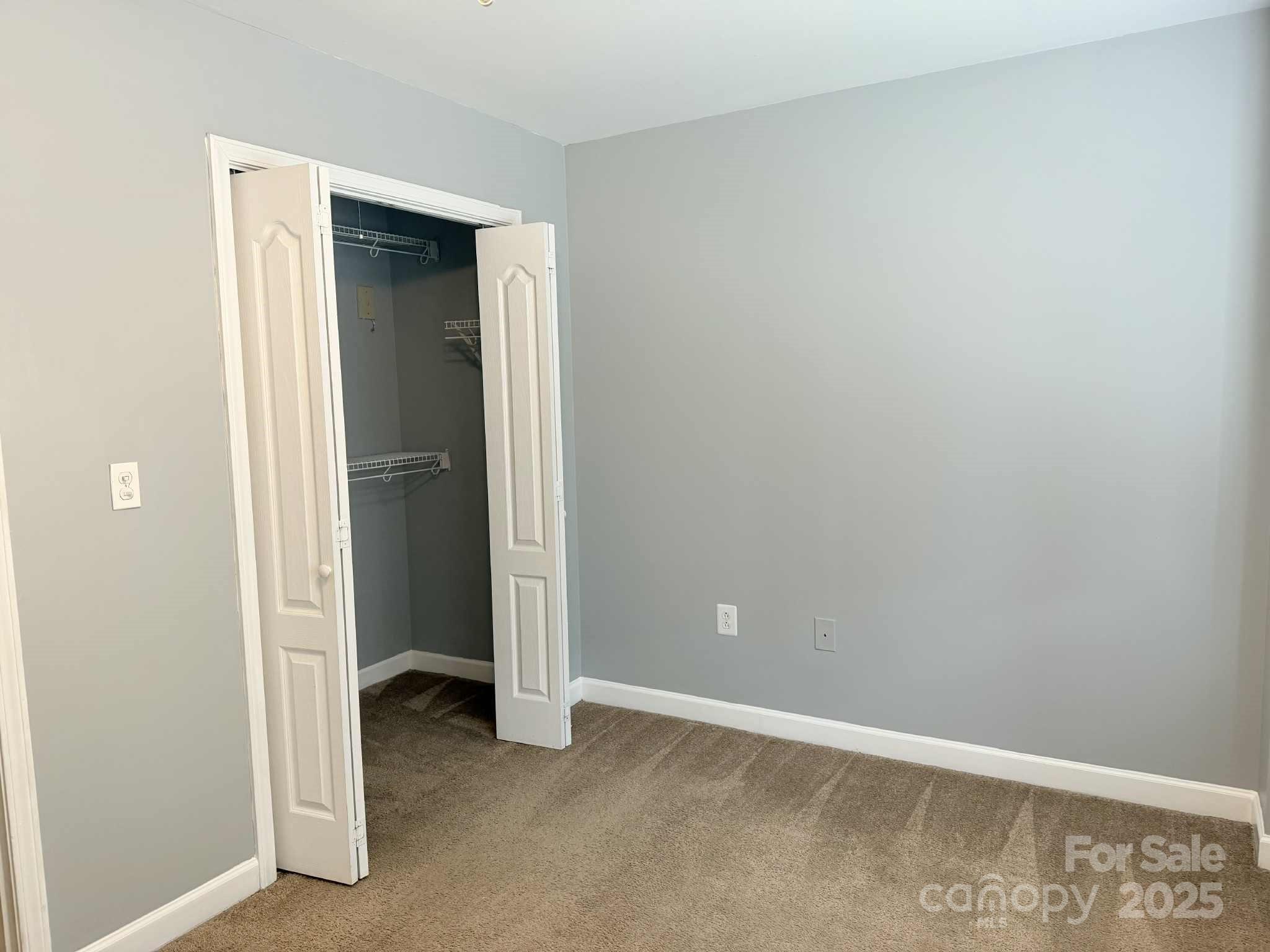 1218 Green Oaks Lane #J — Charlotte