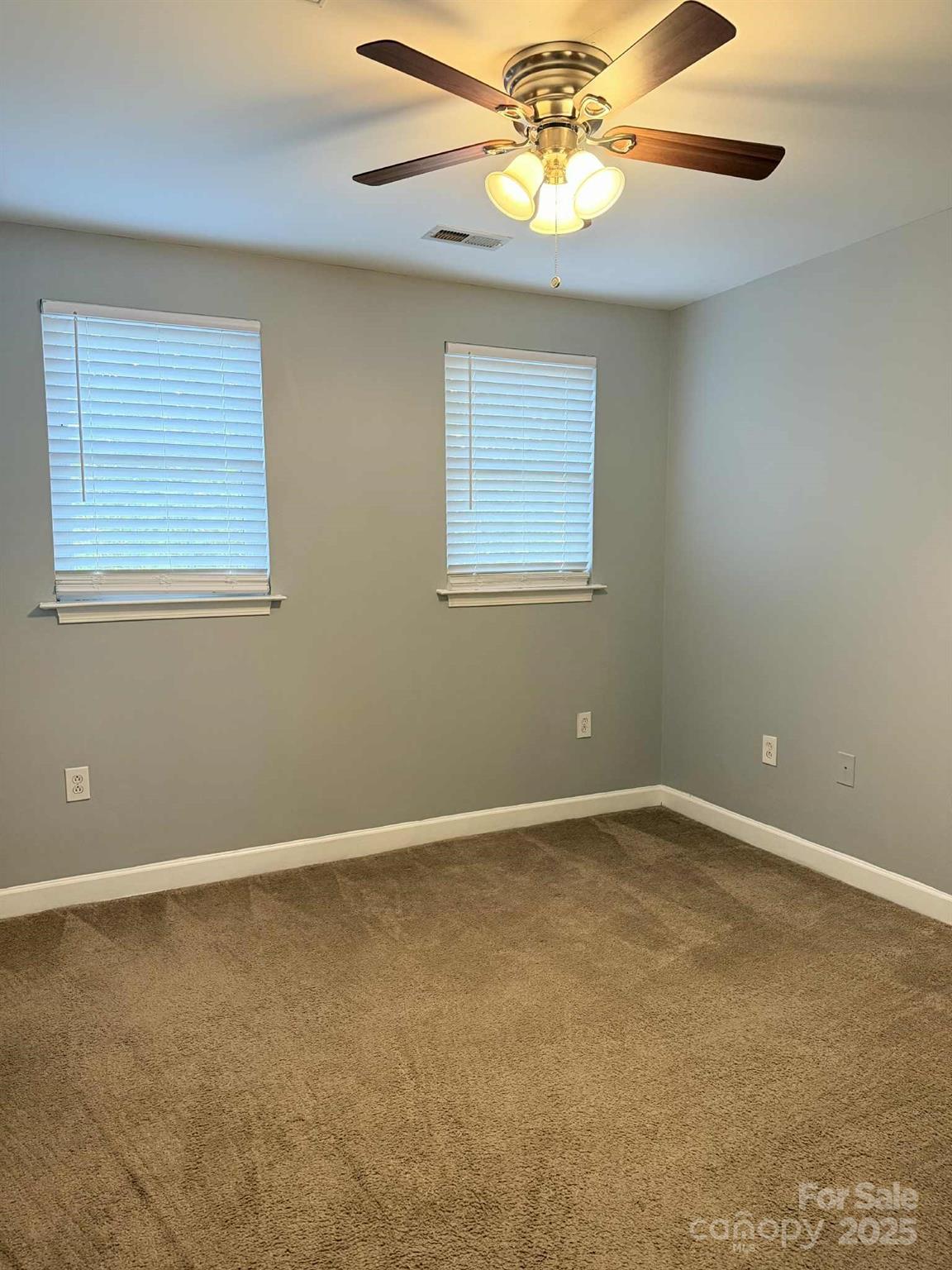 1218 Green Oaks Lane #J — Charlotte