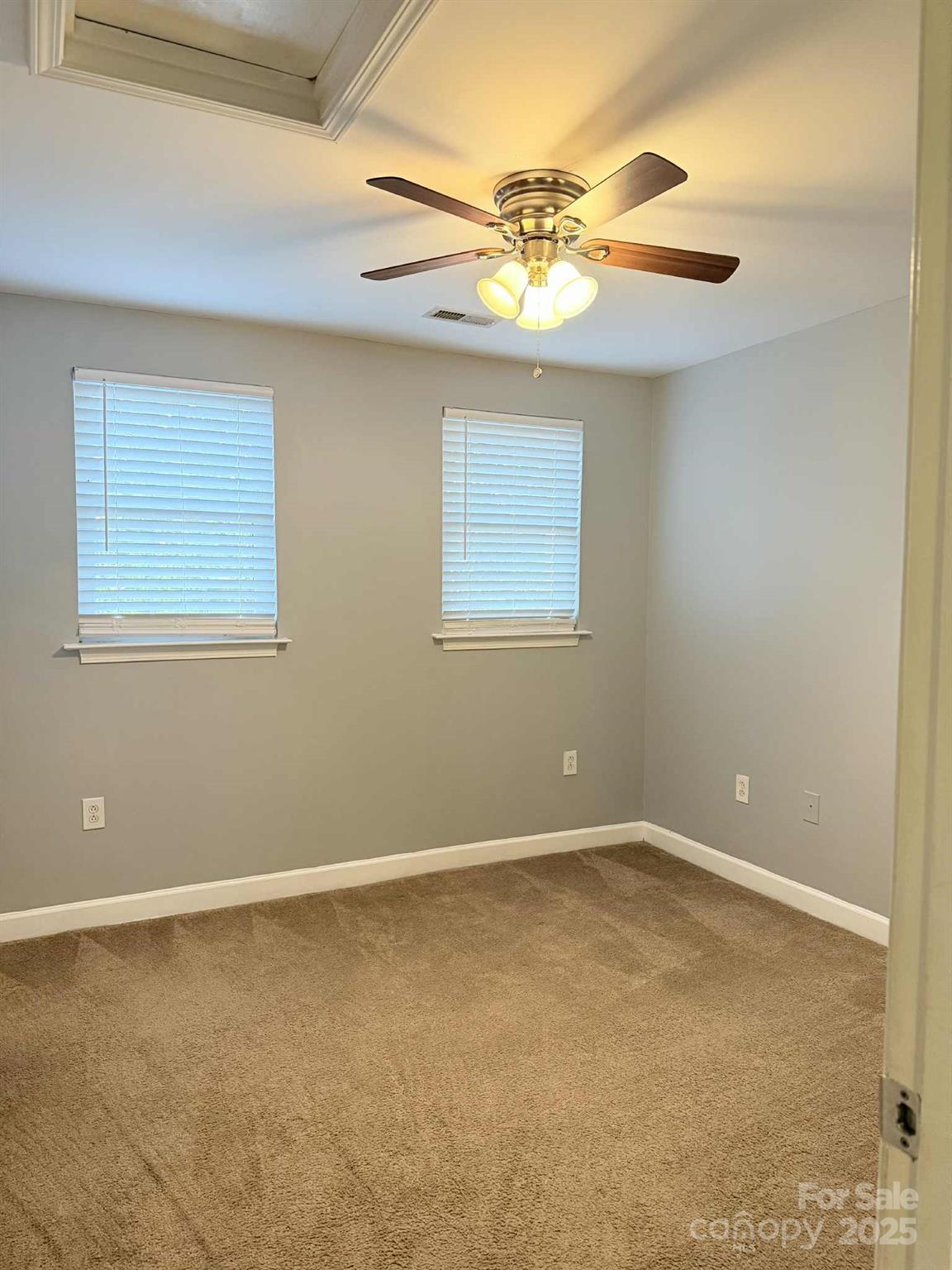 1218 Green Oaks Lane #J — Charlotte