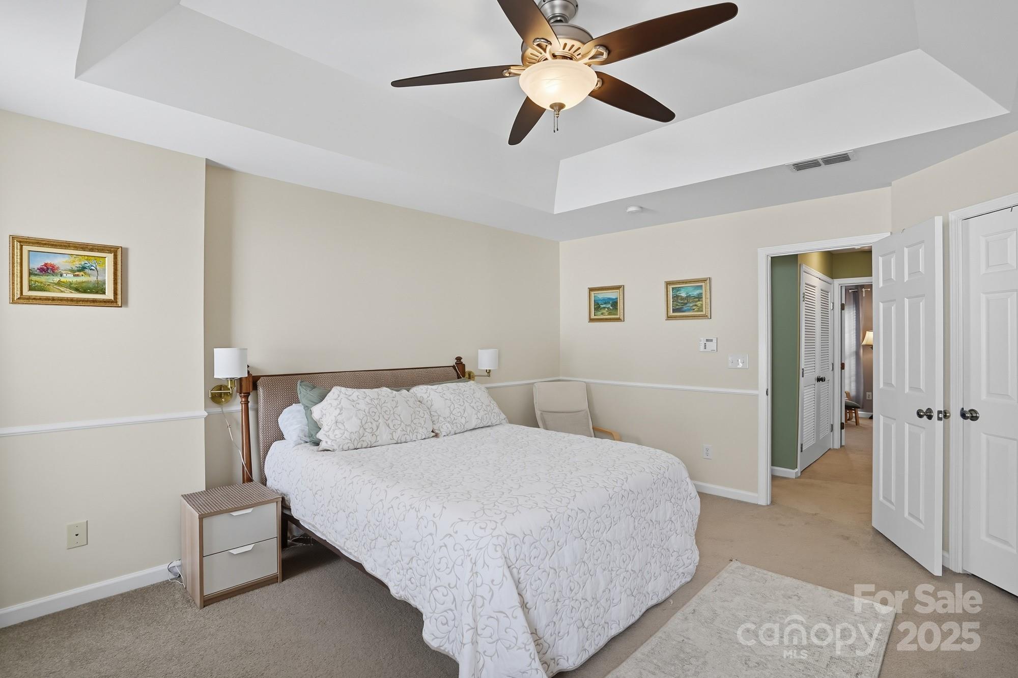 15815 Castle Watch Avenue — Charlotte