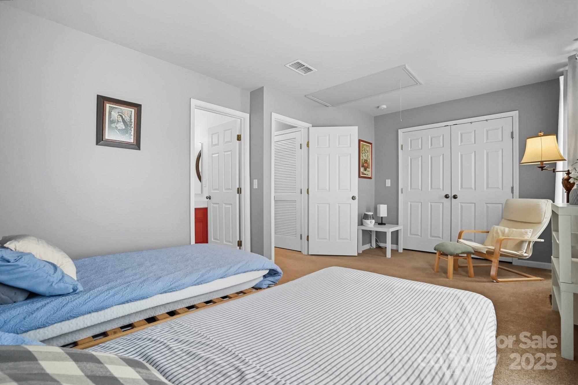 15815 Castle Watch Avenue — Charlotte