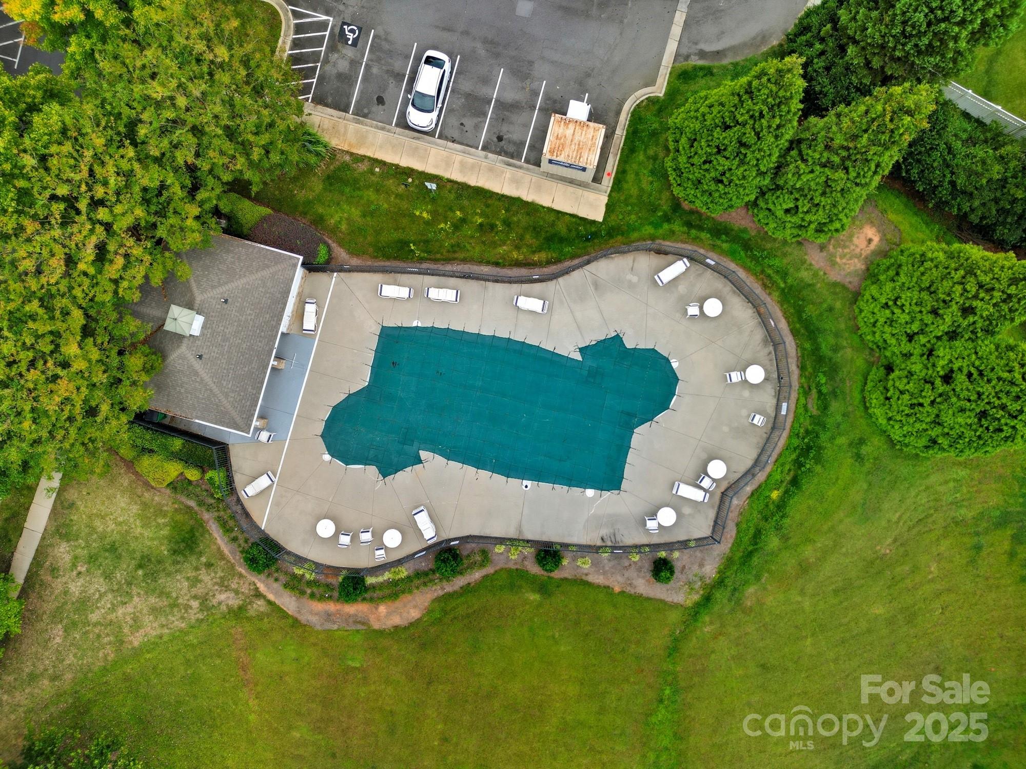 15815 Castle Watch Avenue — Charlotte