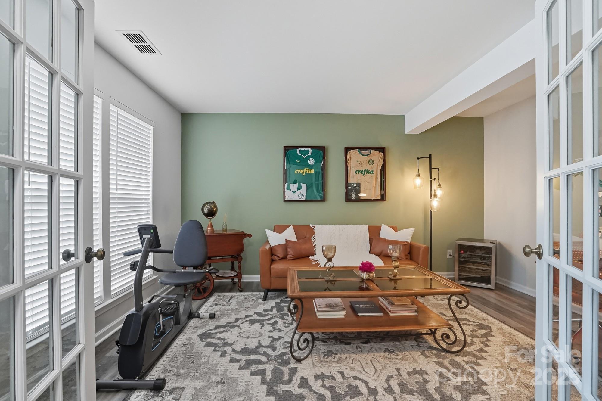 15815 Castle Watch Avenue — Charlotte