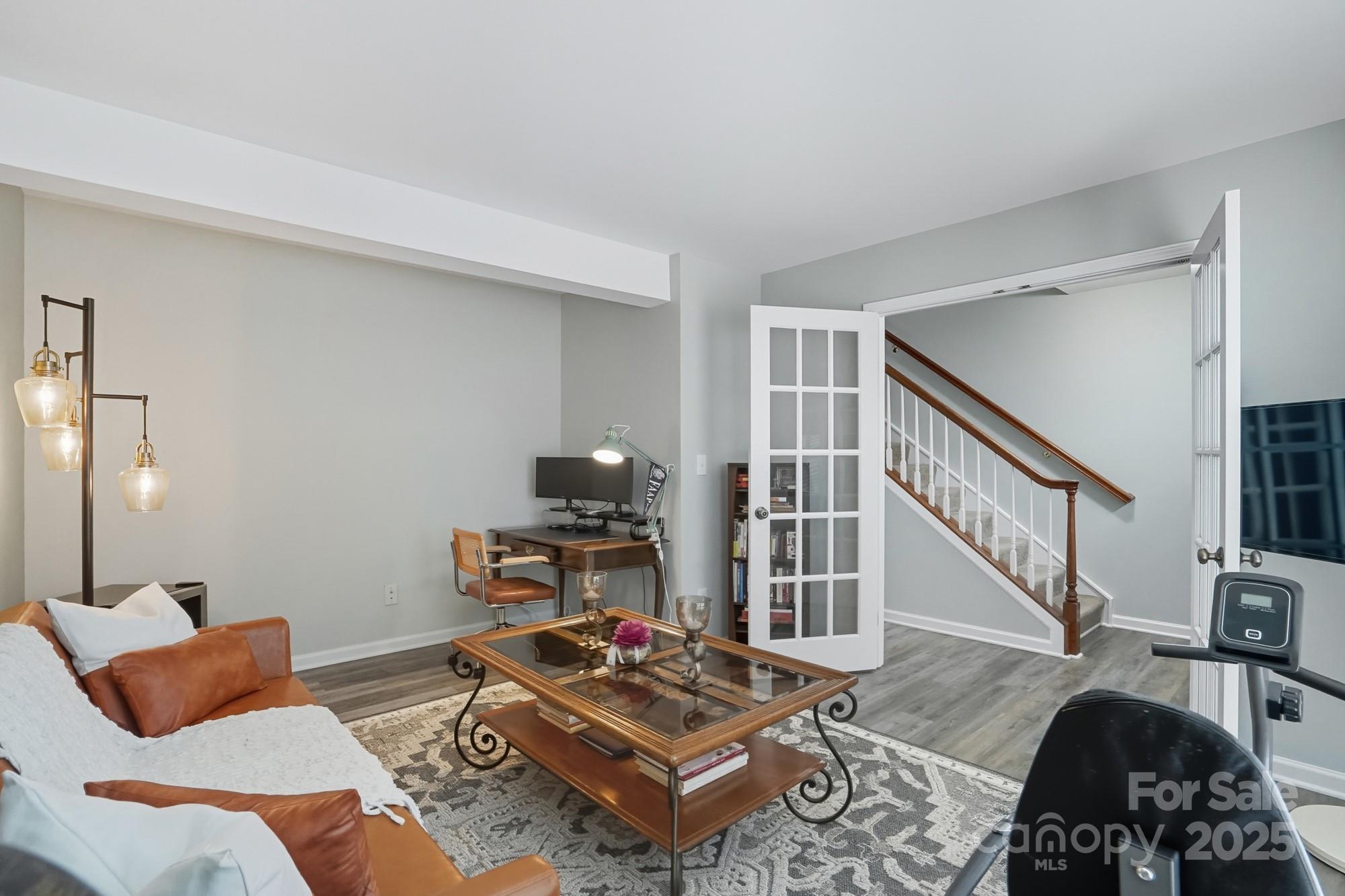 15815 Castle Watch Avenue — Charlotte