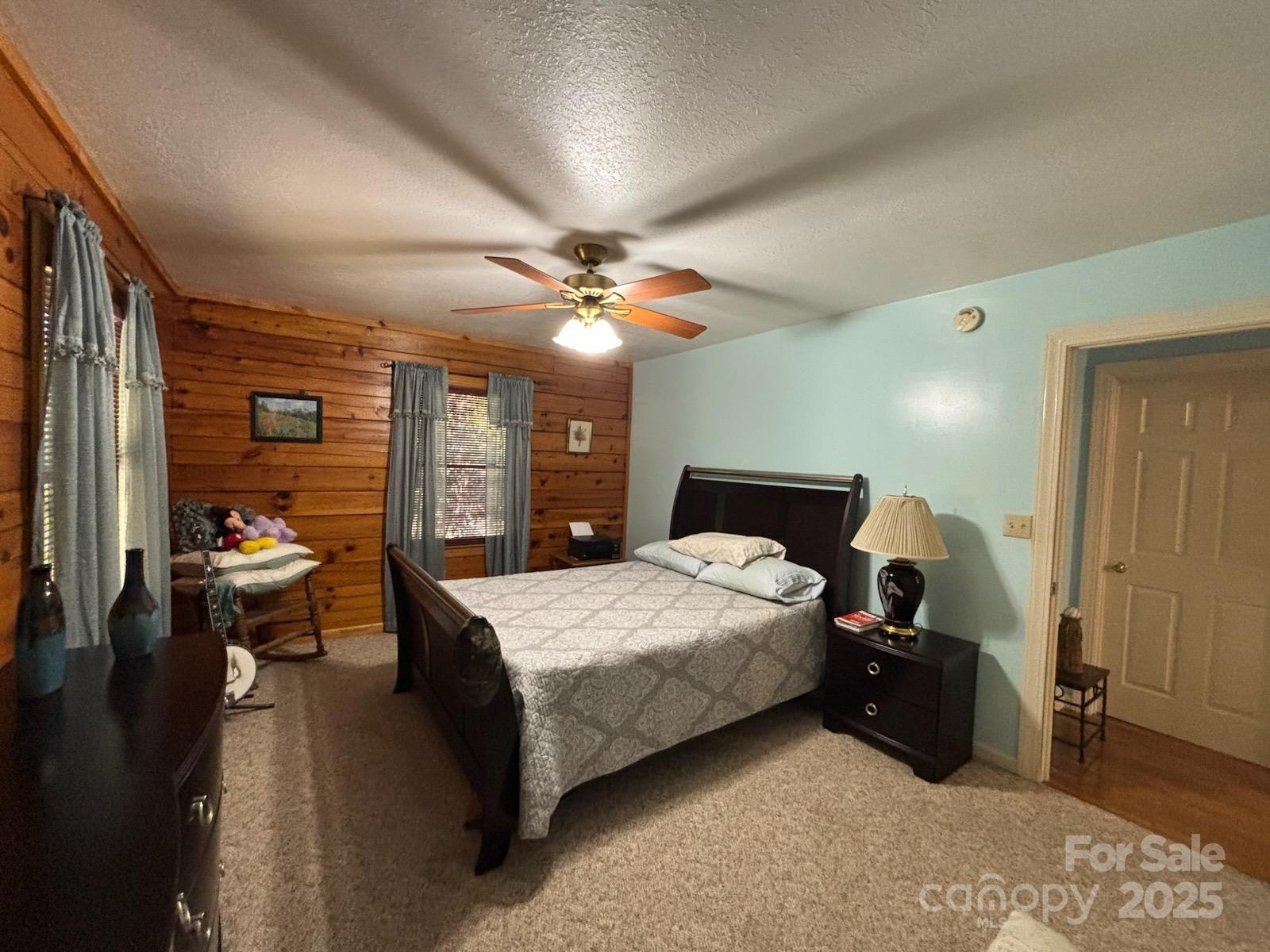408 Dora Lane — Bakersville