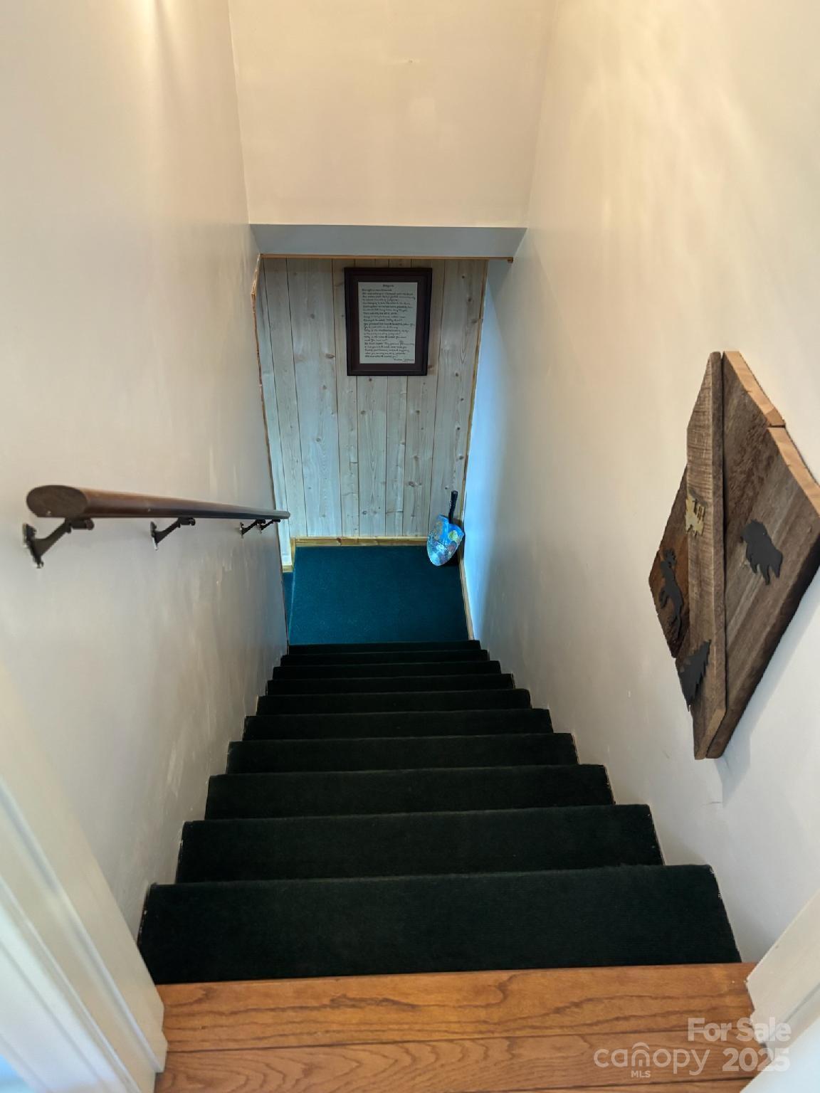 408 Dora Lane — Bakersville