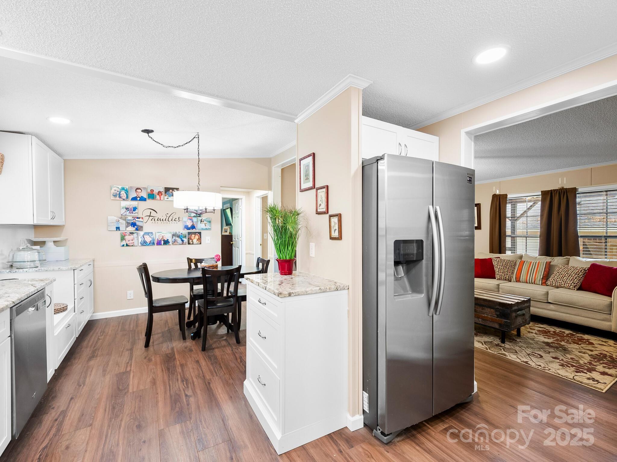 52 Delta Lane — Sylva