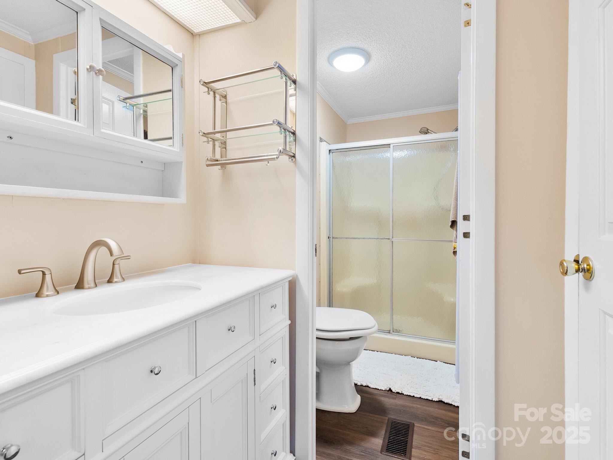 52 Delta Lane — Sylva