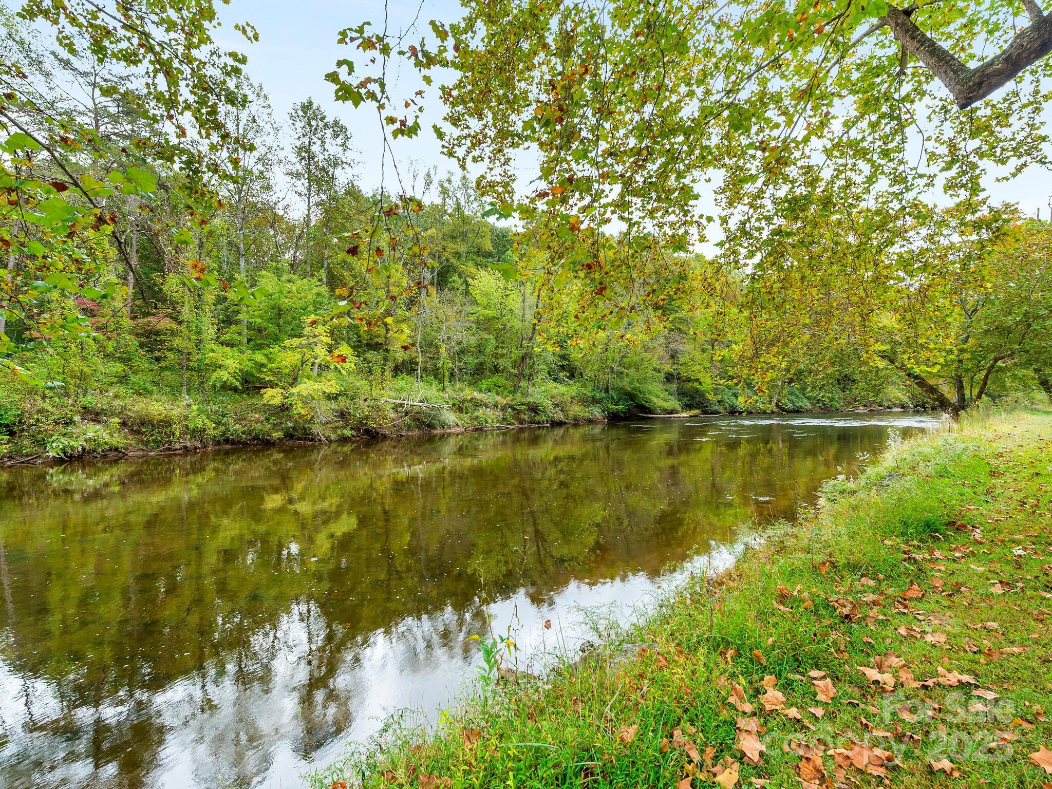 52 Delta Lane — Sylva