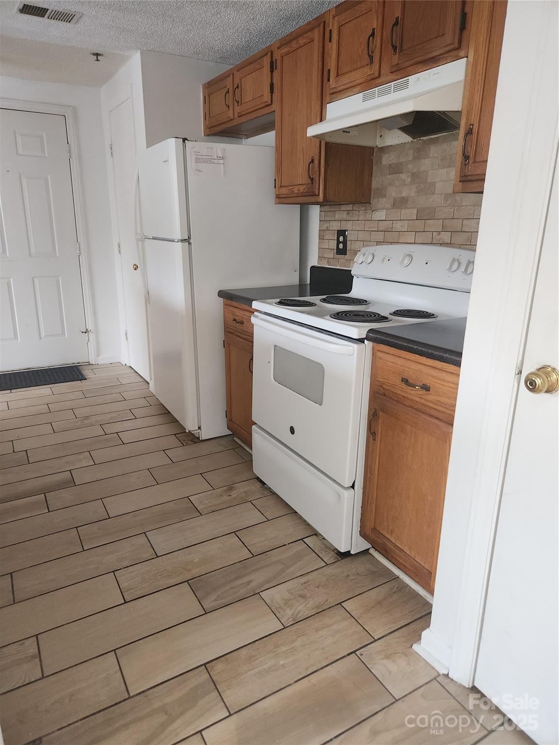 1614-H Arlyn Circle — Charlotte