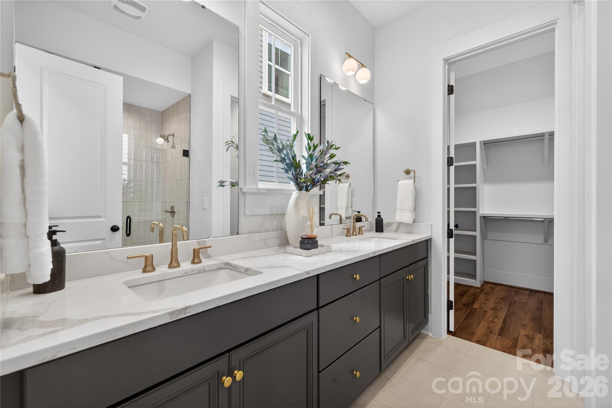7237 Westrow Avenue — Charlotte