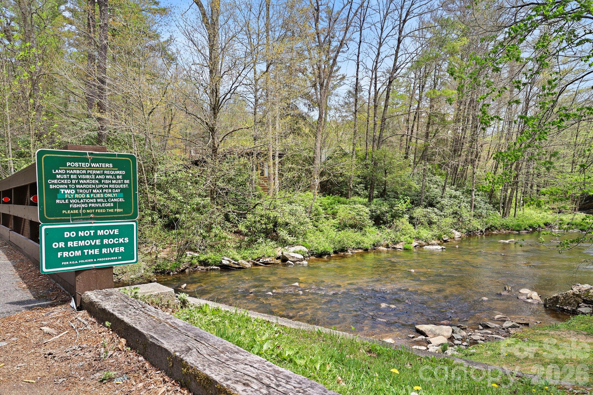 228 Snowshoe Loop — Newland