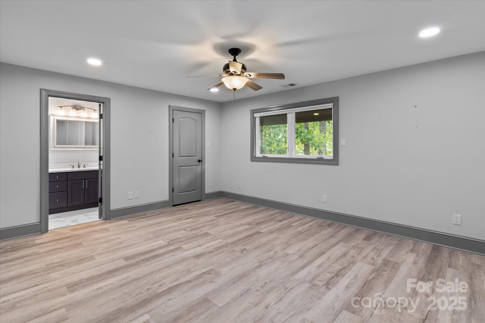 258 Crystal Circle — Mooresville