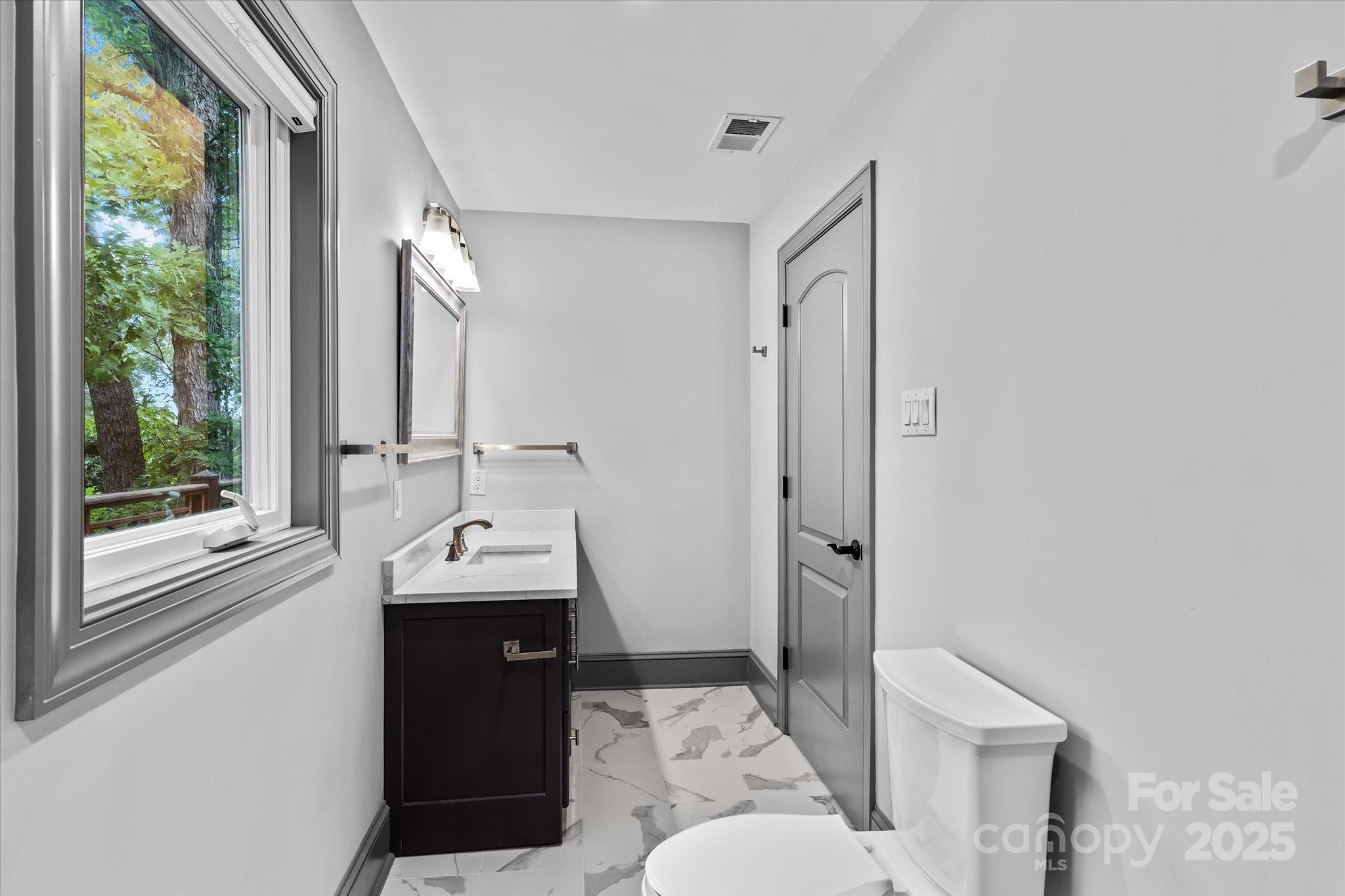 258 Crystal Circle — Mooresville