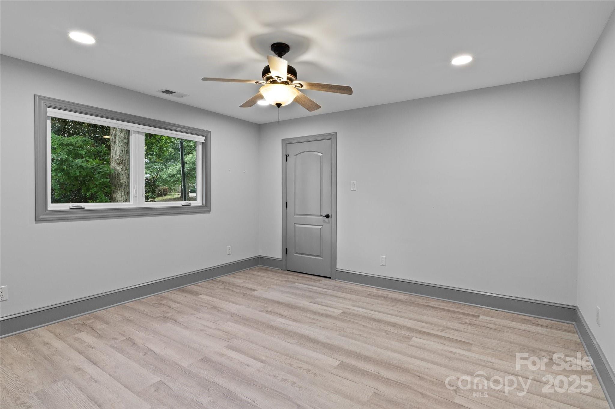 258 Crystal Circle — Mooresville