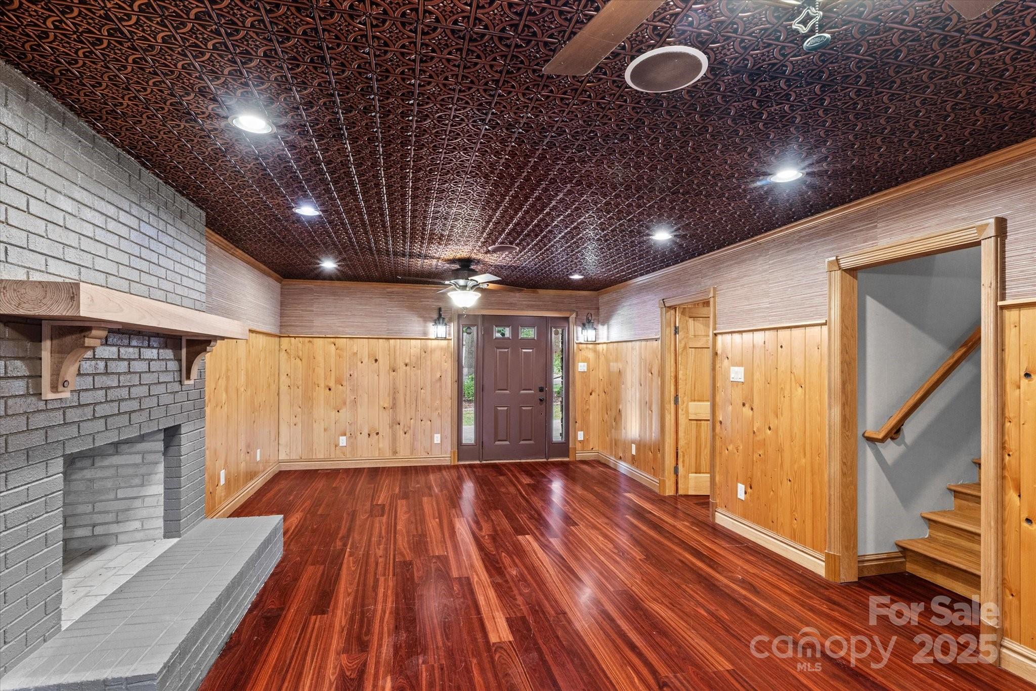 258 Crystal Circle — Mooresville