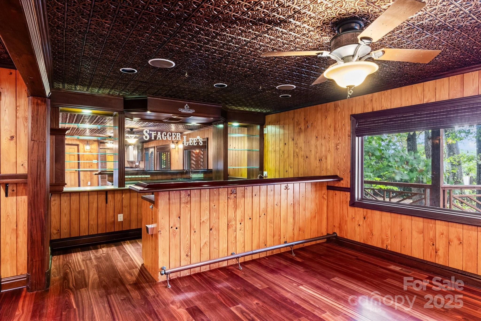 258 Crystal Circle — Mooresville