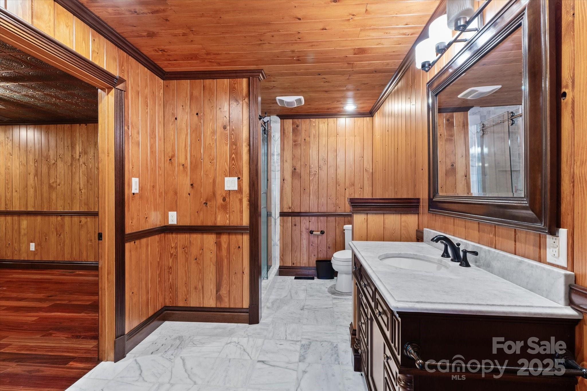 258 Crystal Circle — Mooresville