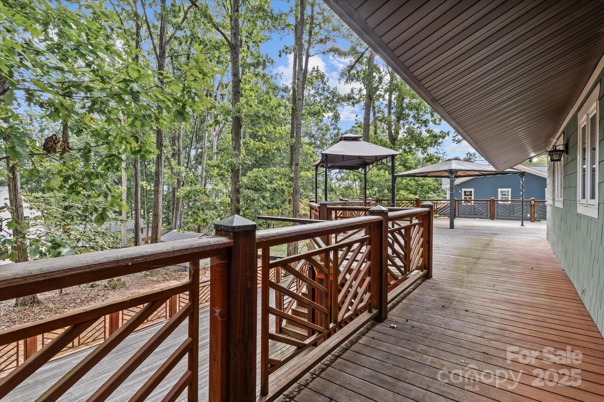 258 Crystal Circle — Mooresville