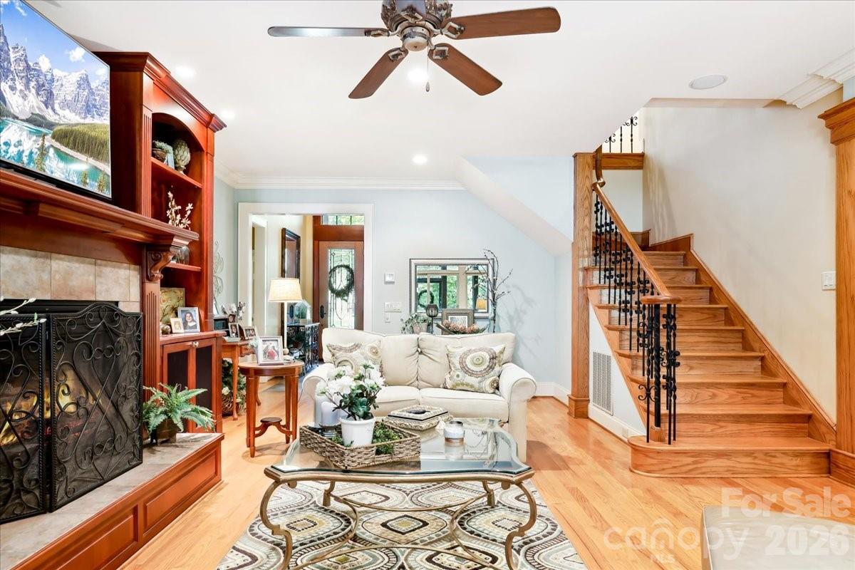 562 Rocky Cove Lane — Denton