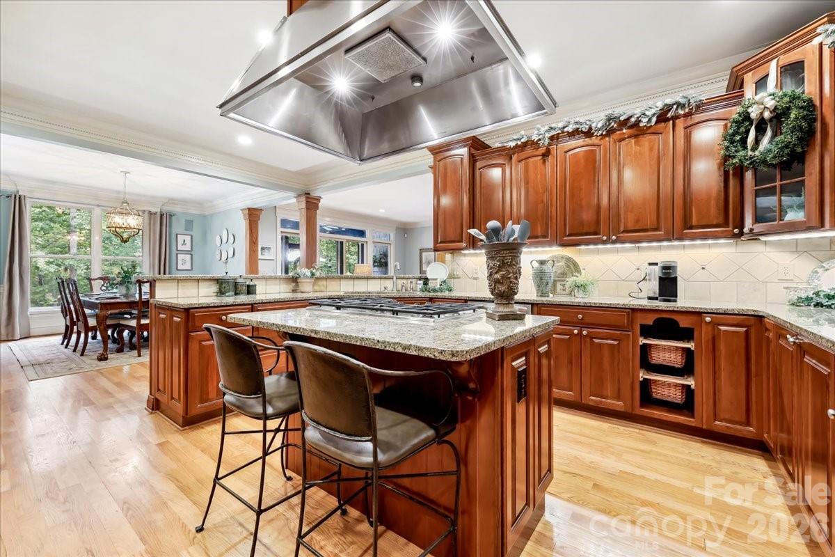 562 Rocky Cove Lane — Denton