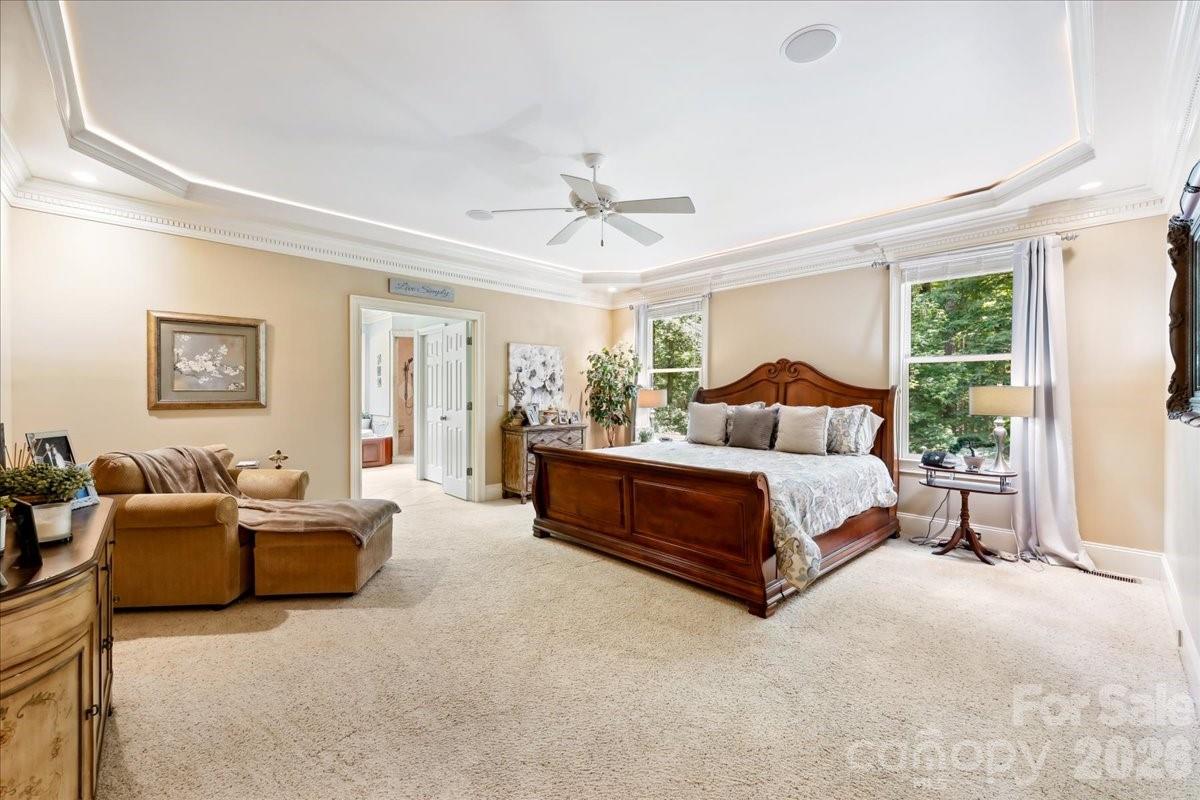 562 Rocky Cove Lane — Denton