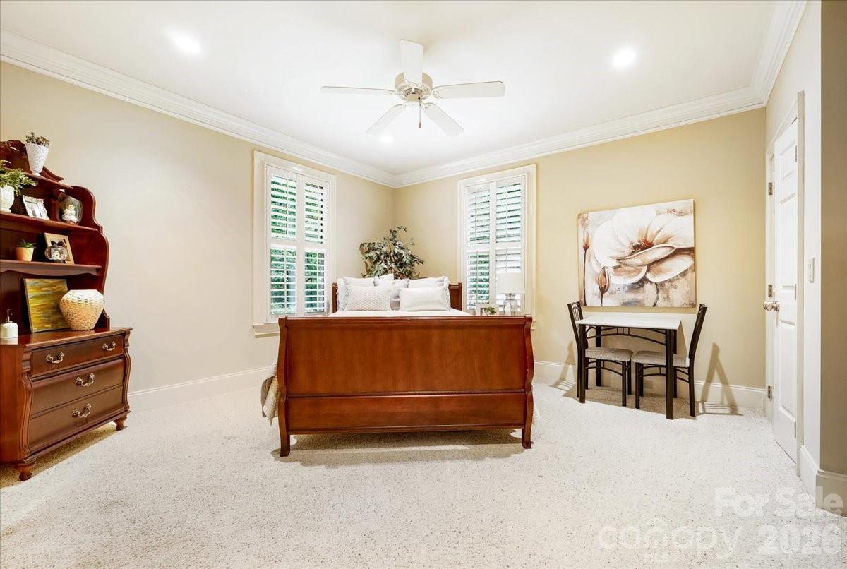 562 Rocky Cove Lane — Denton
