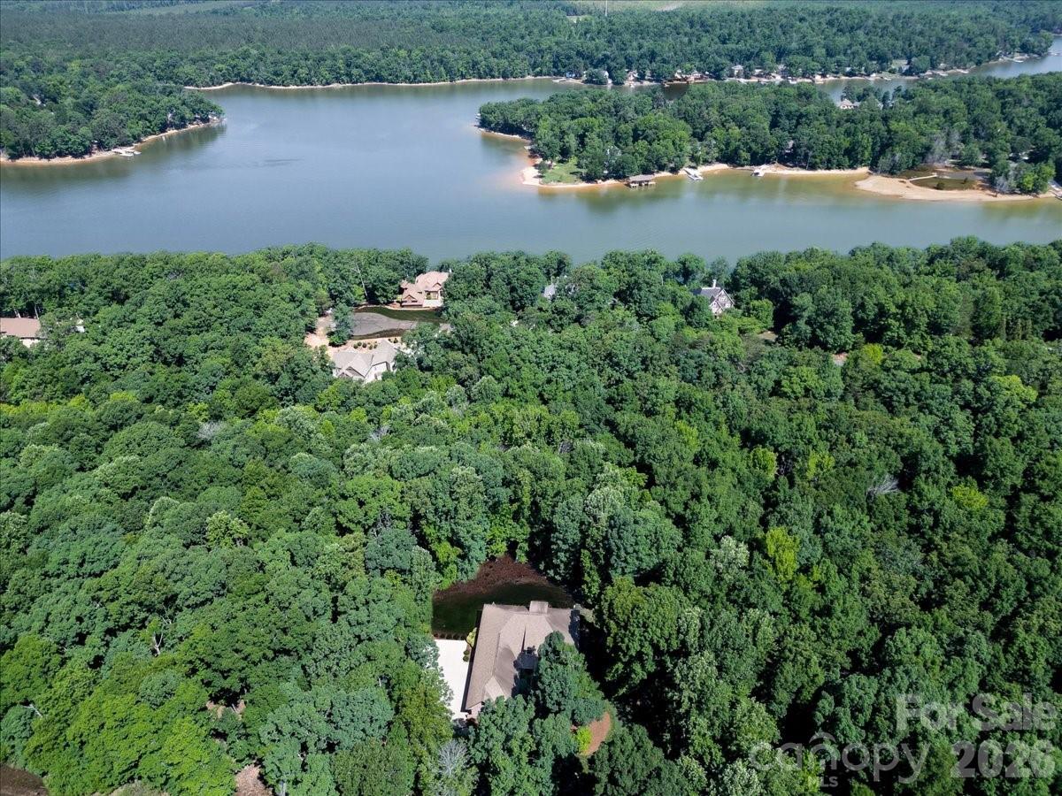 562 Rocky Cove Lane — Denton