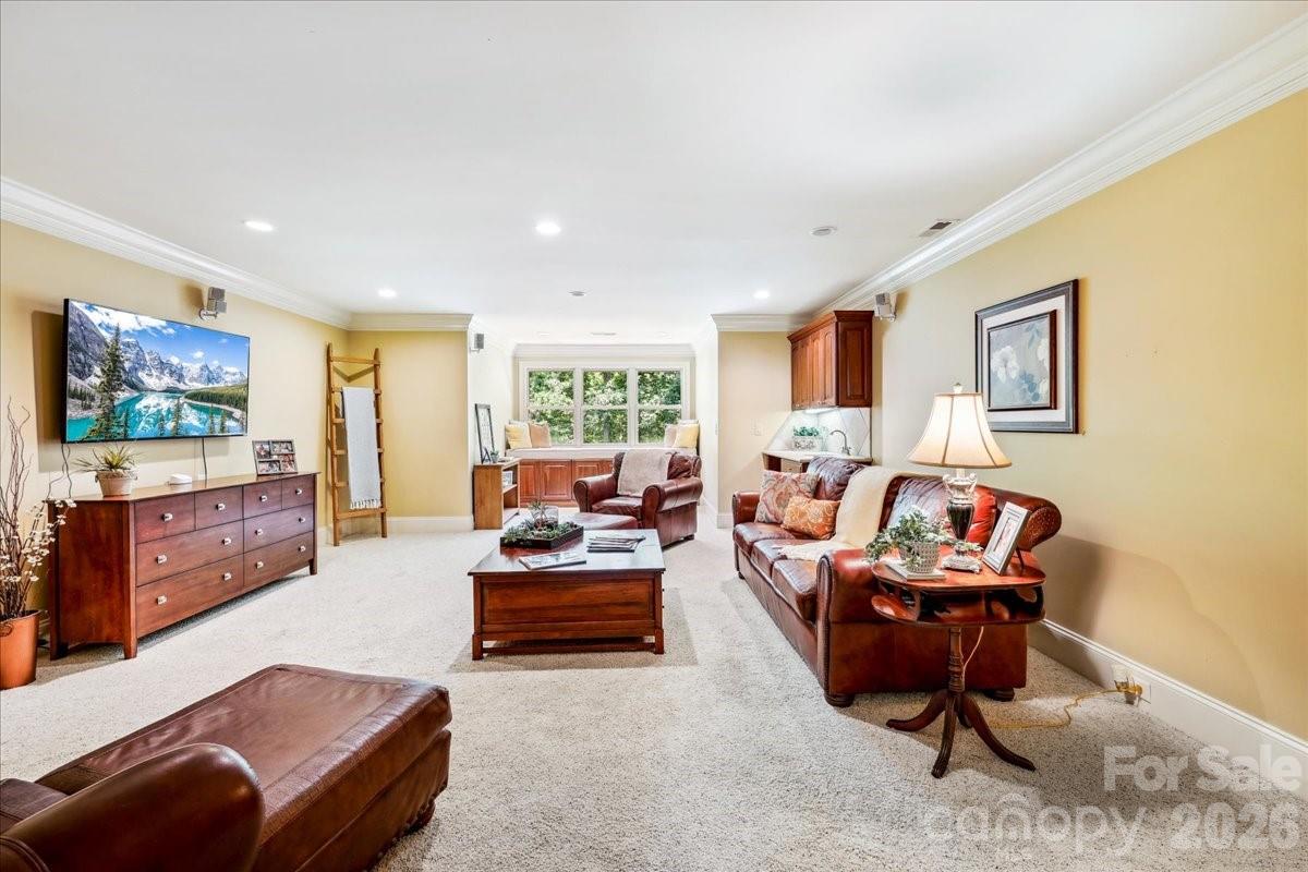 562 Rocky Cove Lane — Denton