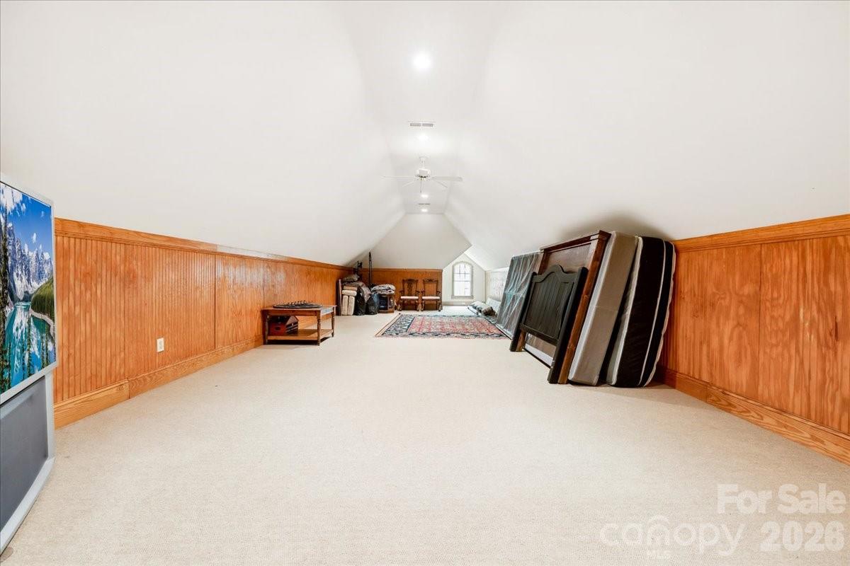 562 Rocky Cove Lane — Denton