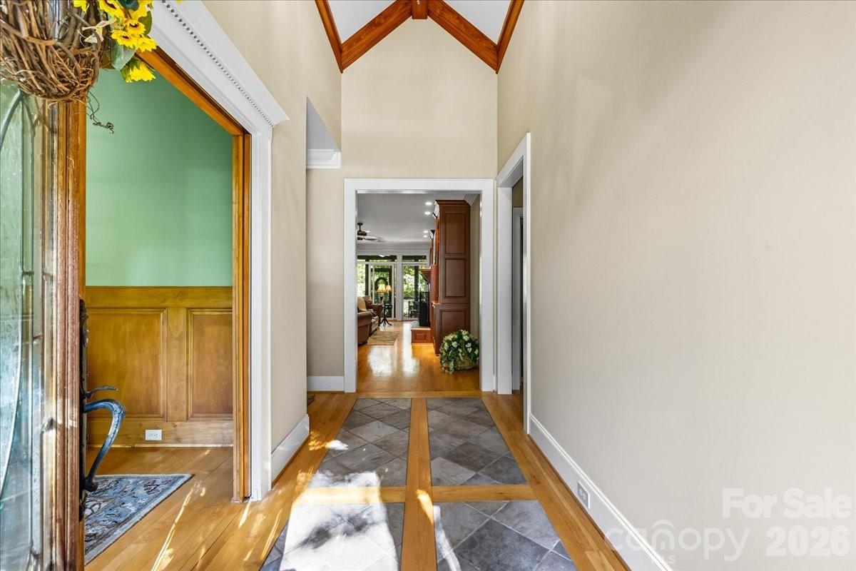562 Rocky Cove Lane — Denton