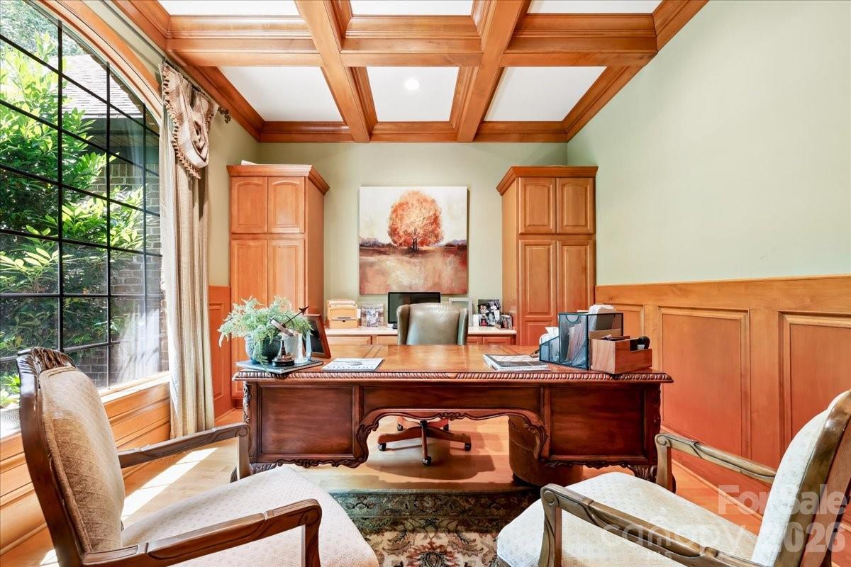 562 Rocky Cove Lane — Denton