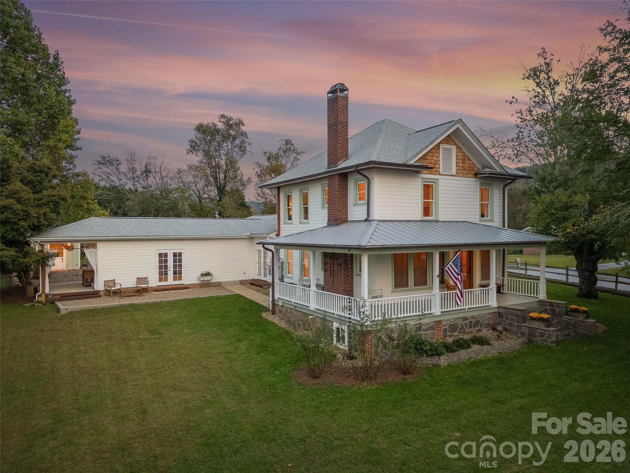 505 N Country Club Road — Brevard