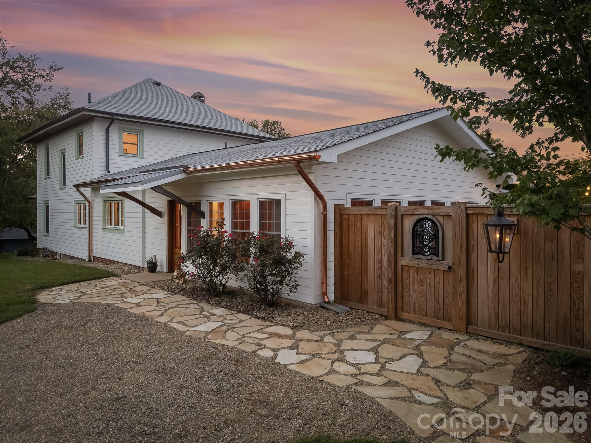 505 N Country Club Road — Brevard