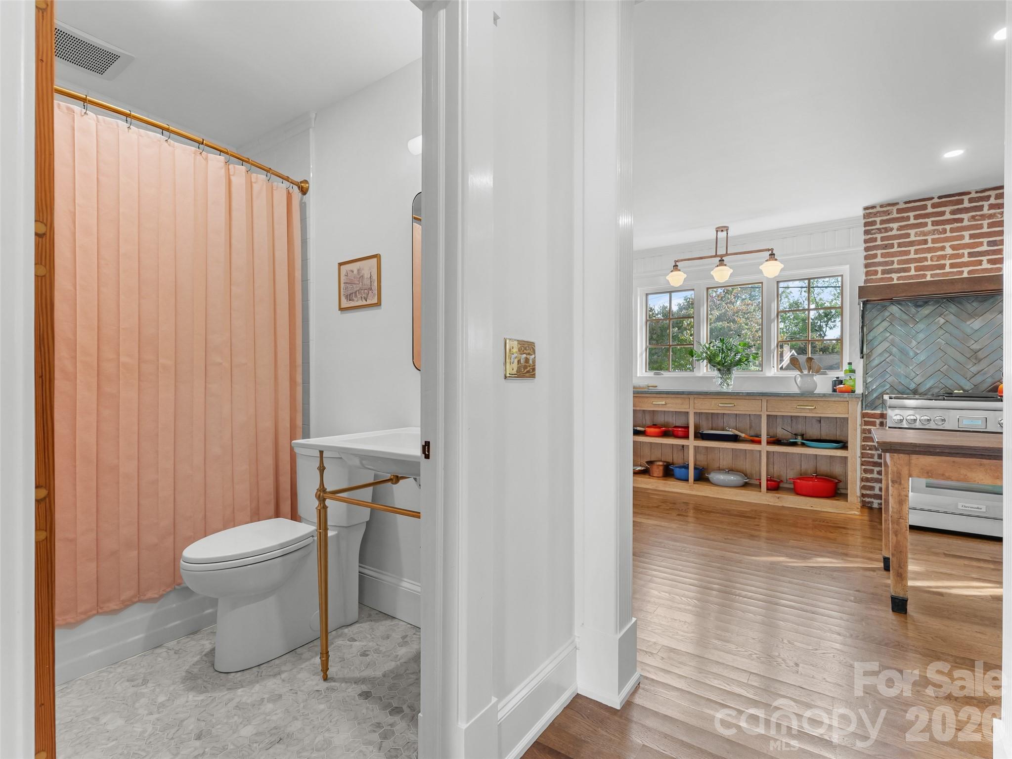 505 N Country Club Road — Brevard